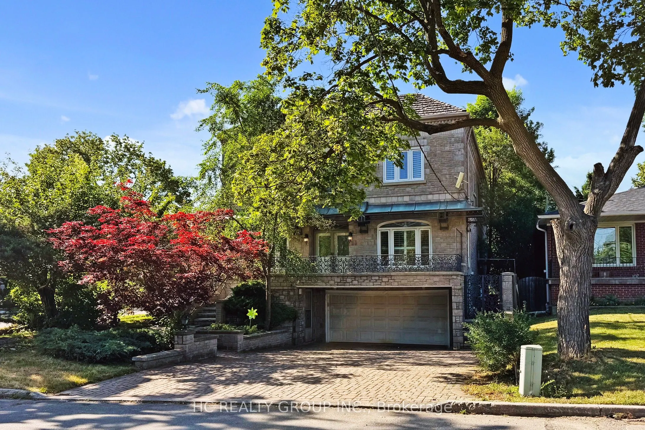 348 Greenfield Avenue