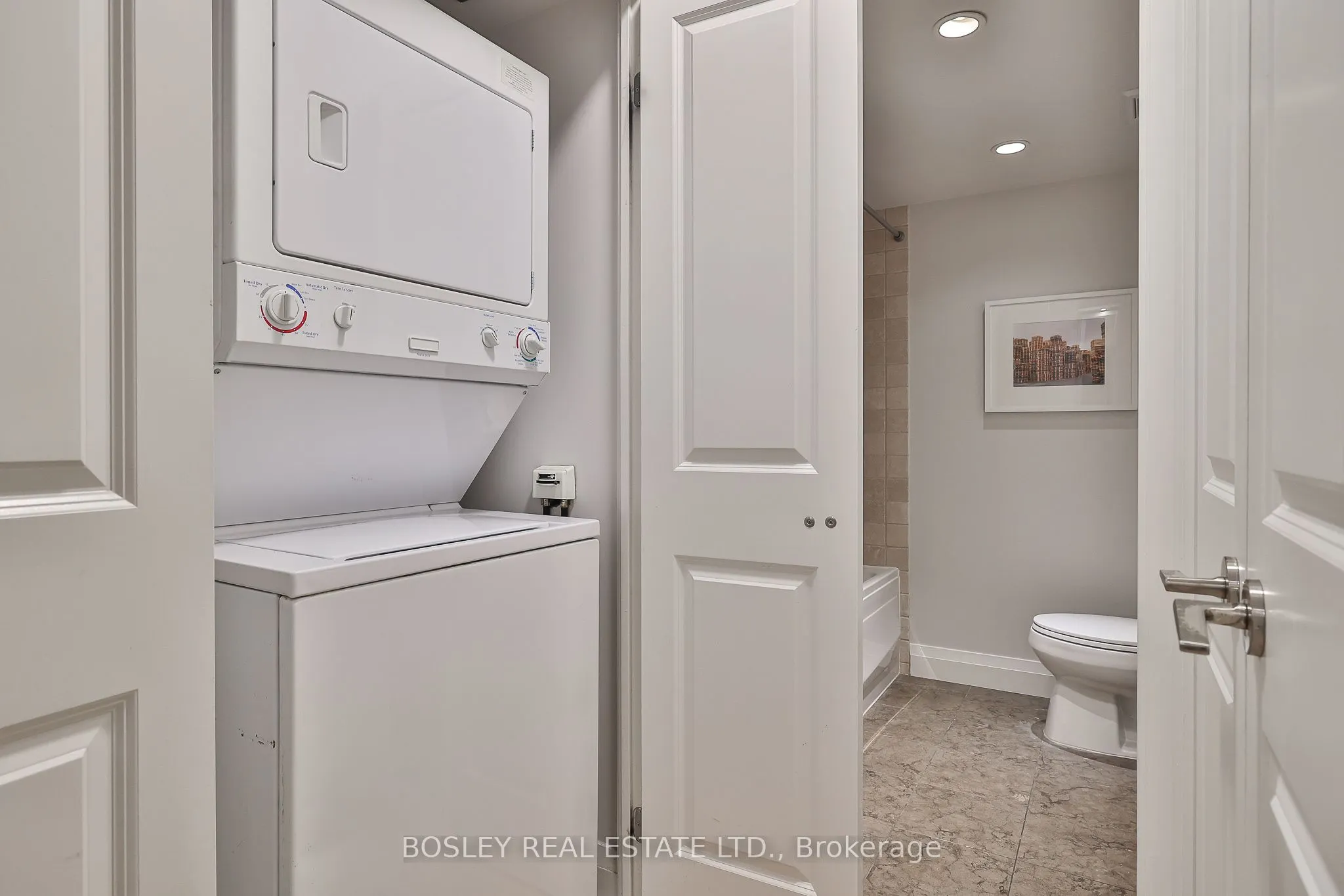 1430 Yonge Street, #201