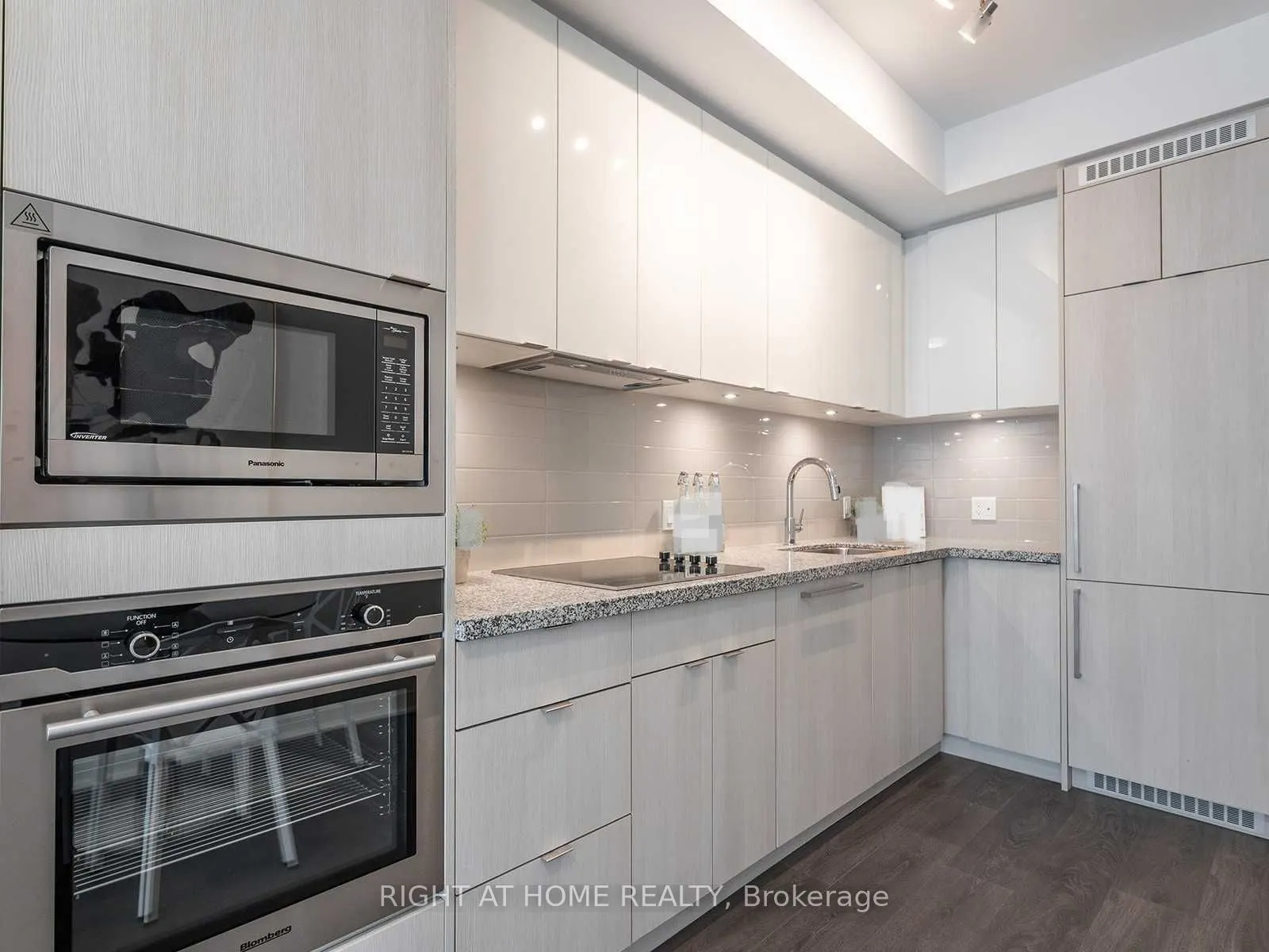 115 Blue Jays Way, #311