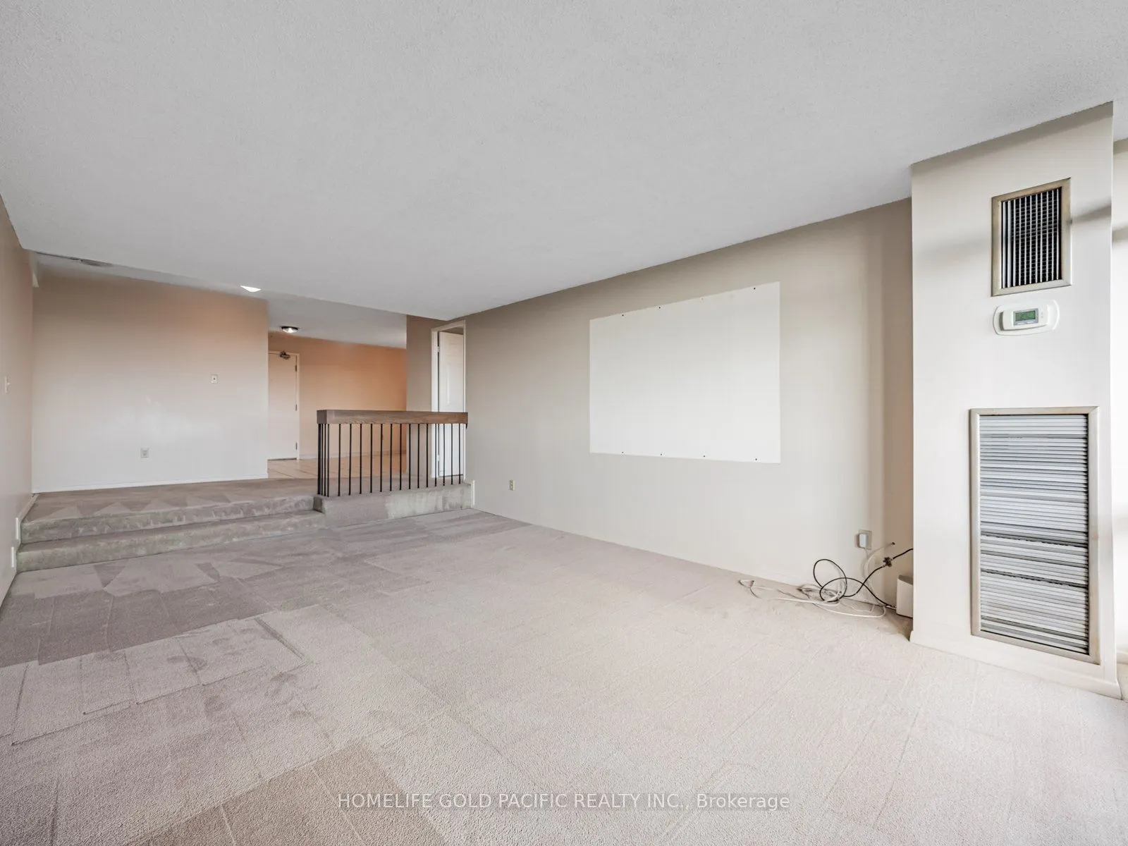 1555 Finch Avenue E, #907