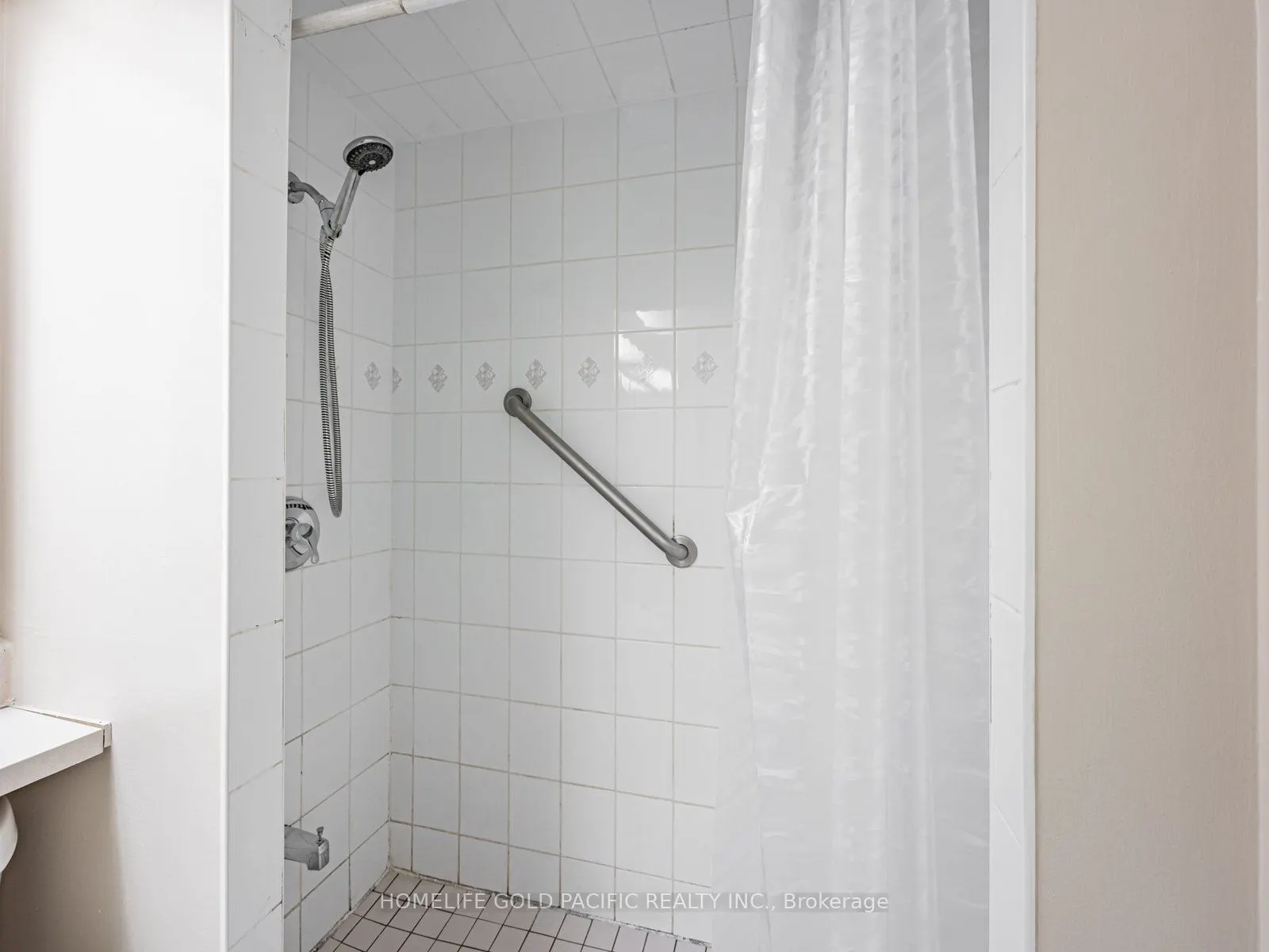 1555 Finch Avenue E, #907