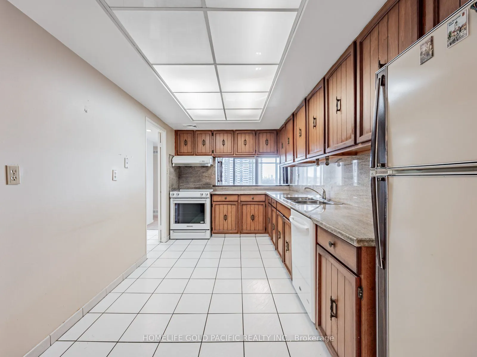 1555 Finch Avenue E, #907