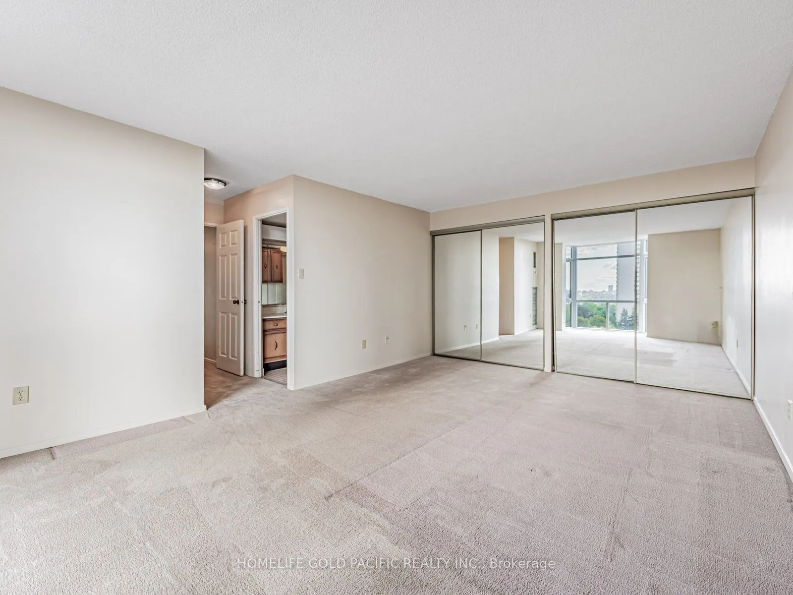 1555 Finch Avenue E, #907