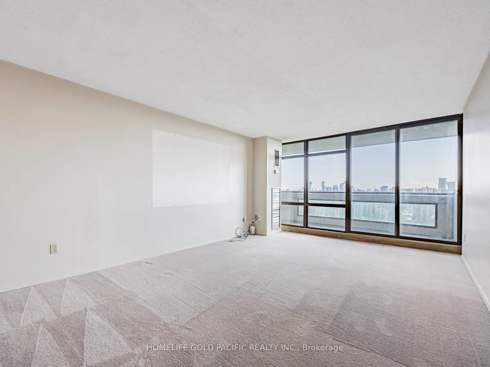 1555 Finch Avenue E, #907