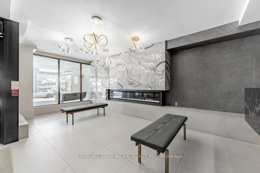 1555 Finch Avenue E, #907