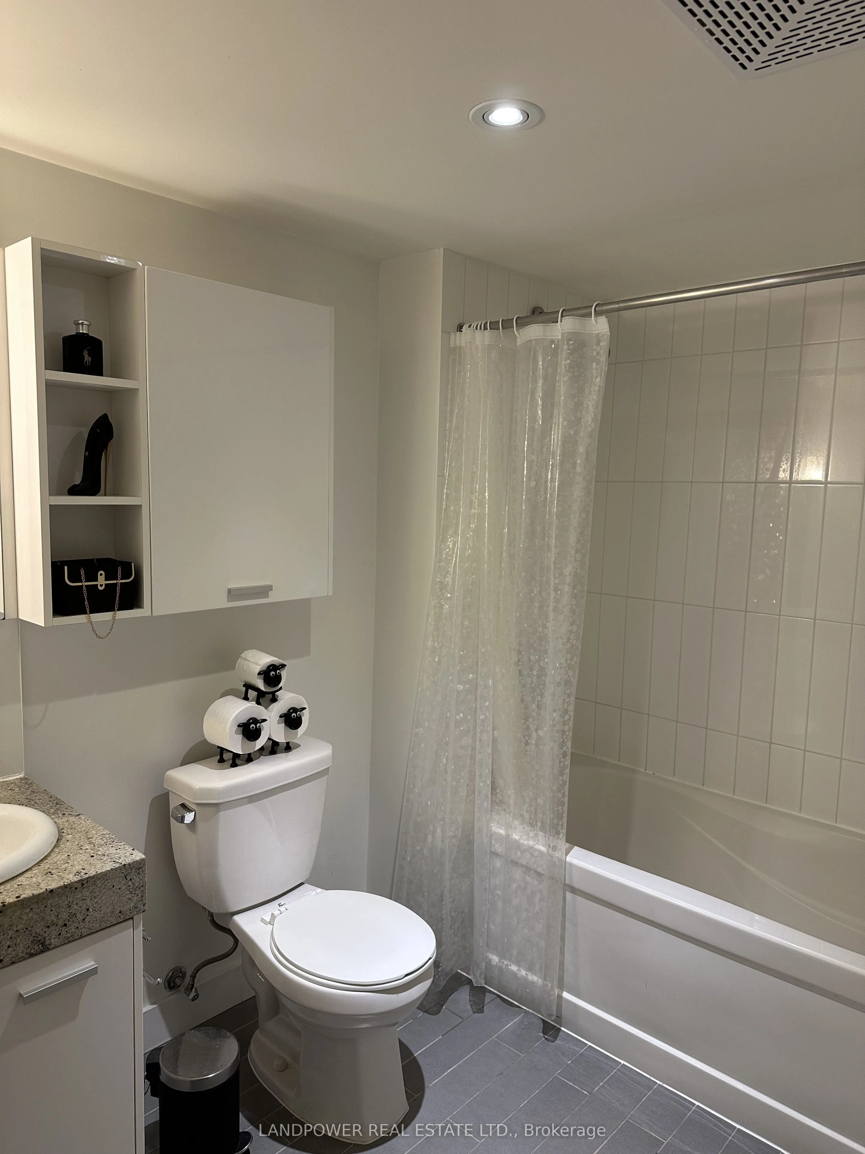 19 Singer Court, #509B