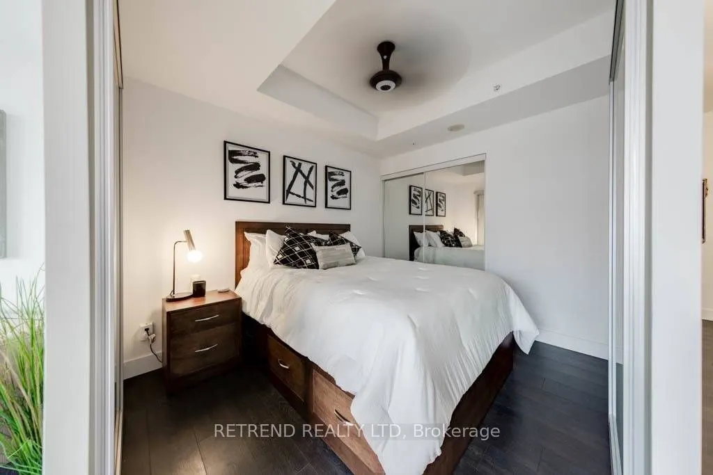 39 Sherbourne Street, #704