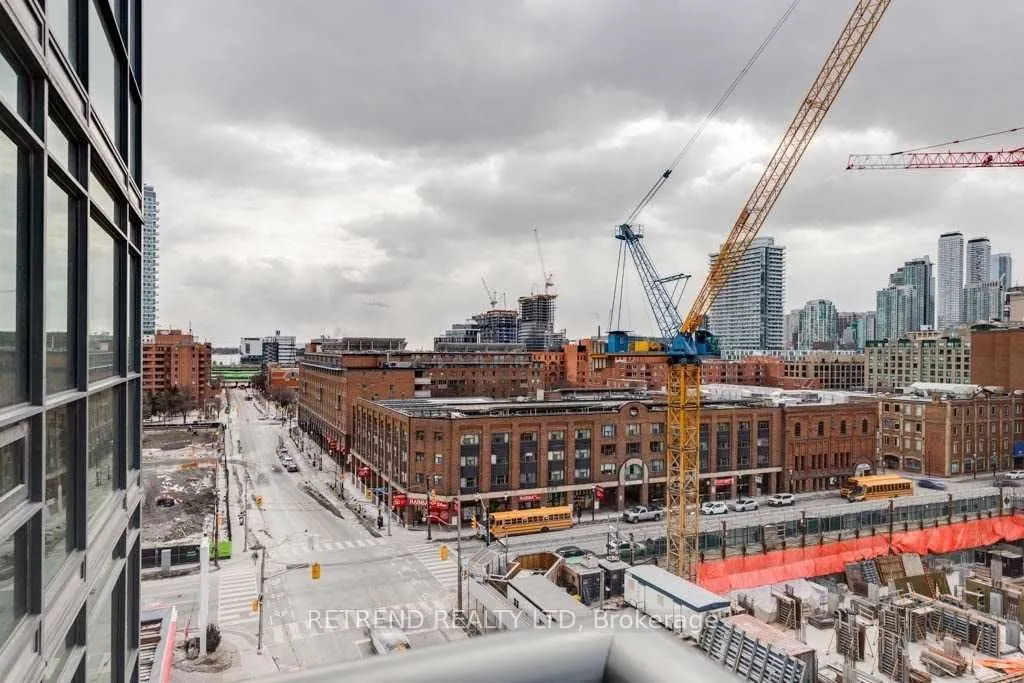 39 Sherbourne Street, #704