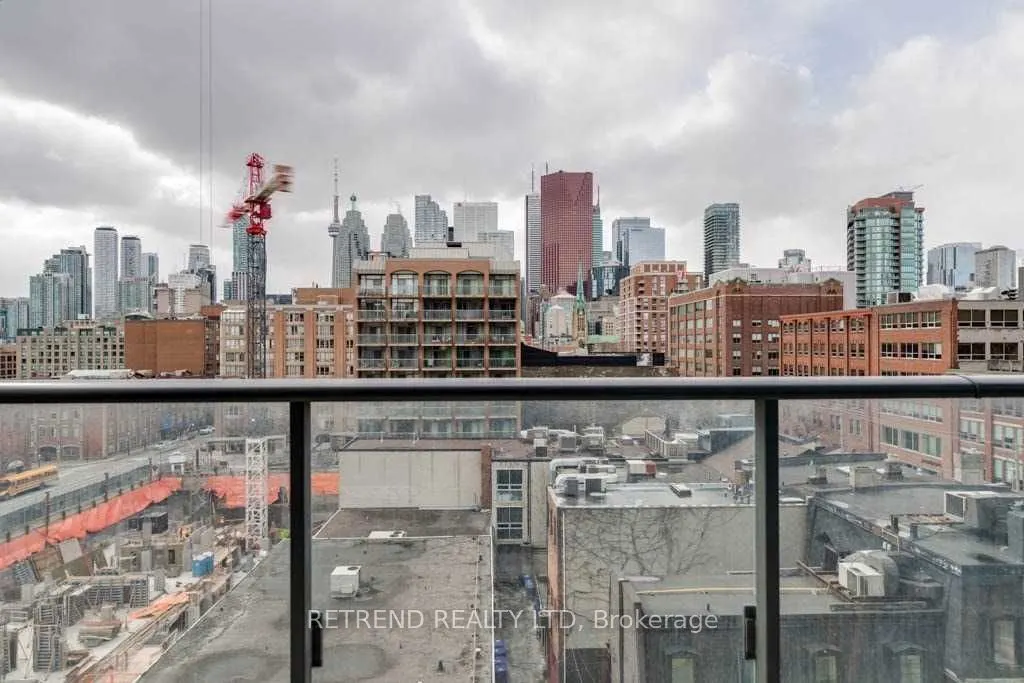 39 Sherbourne Street, #704