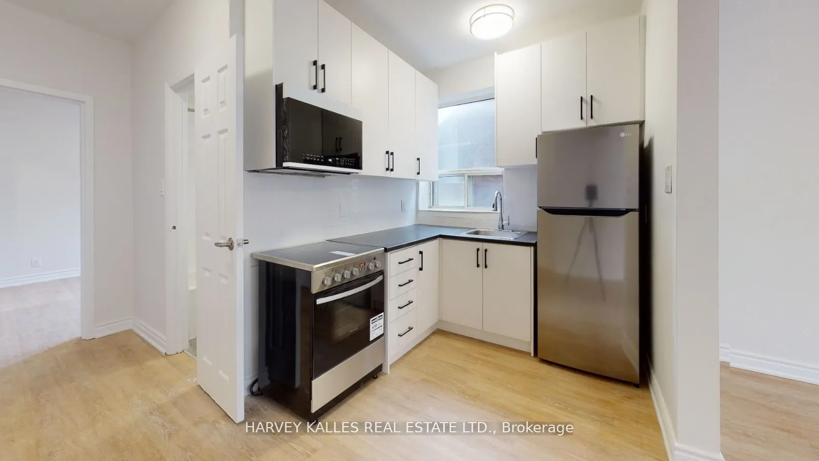 399 Dupont Street, #205