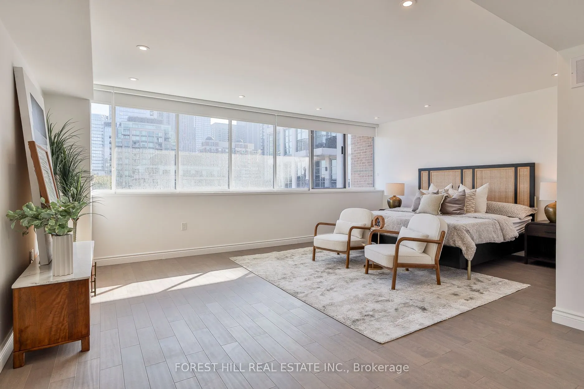 18A Hazelton Avenue, #603