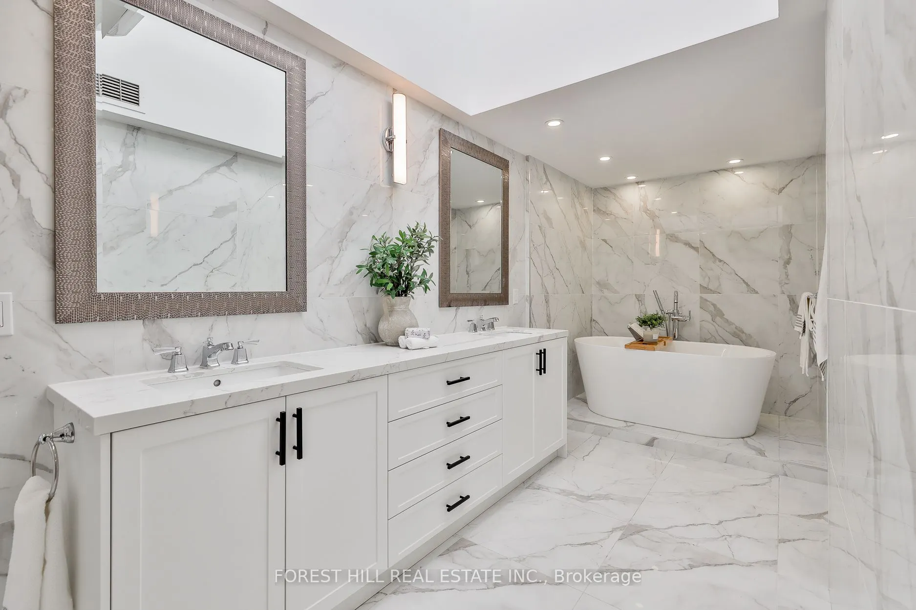 18A Hazelton Avenue, #603