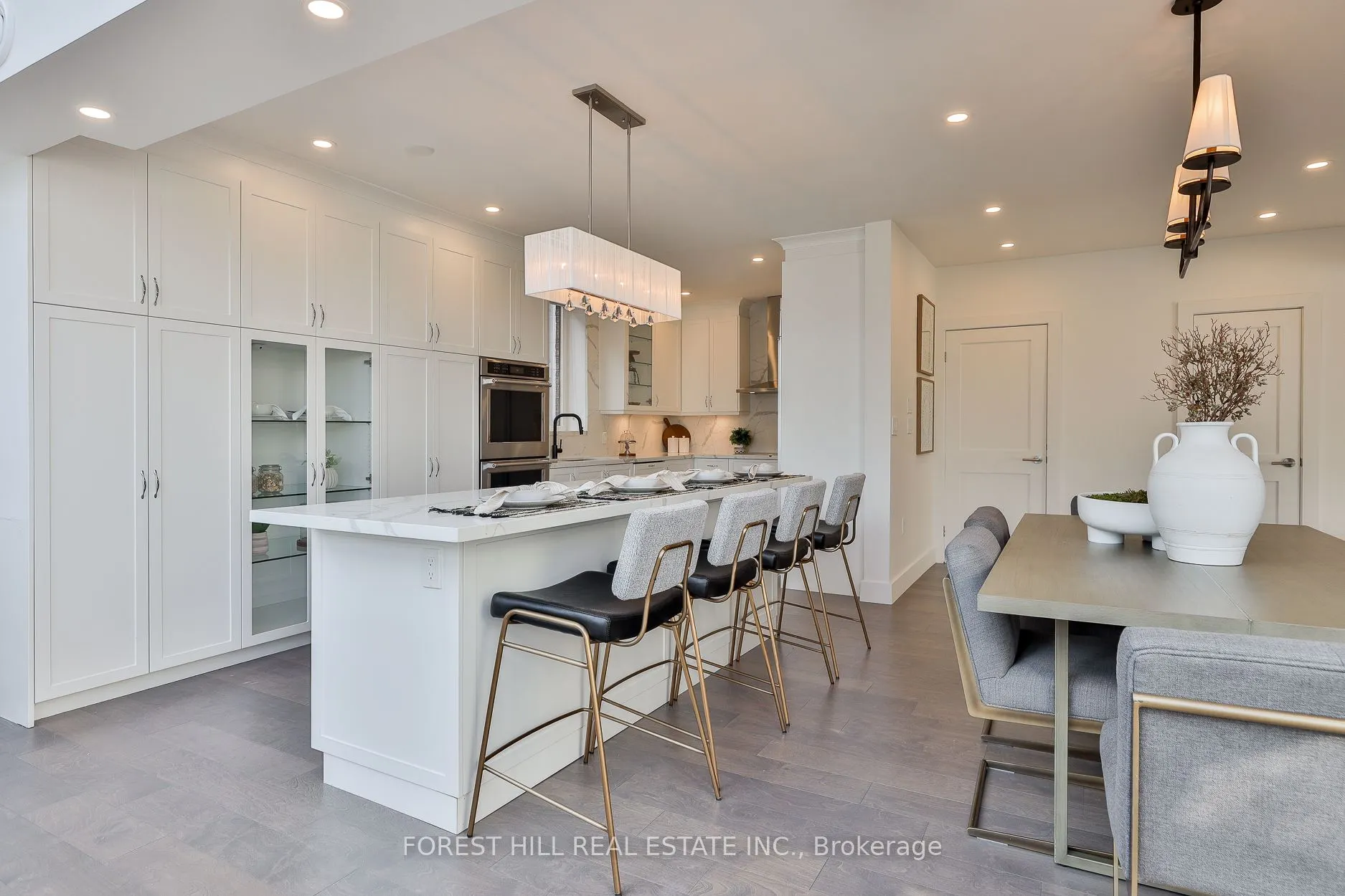 18A Hazelton Avenue, #603