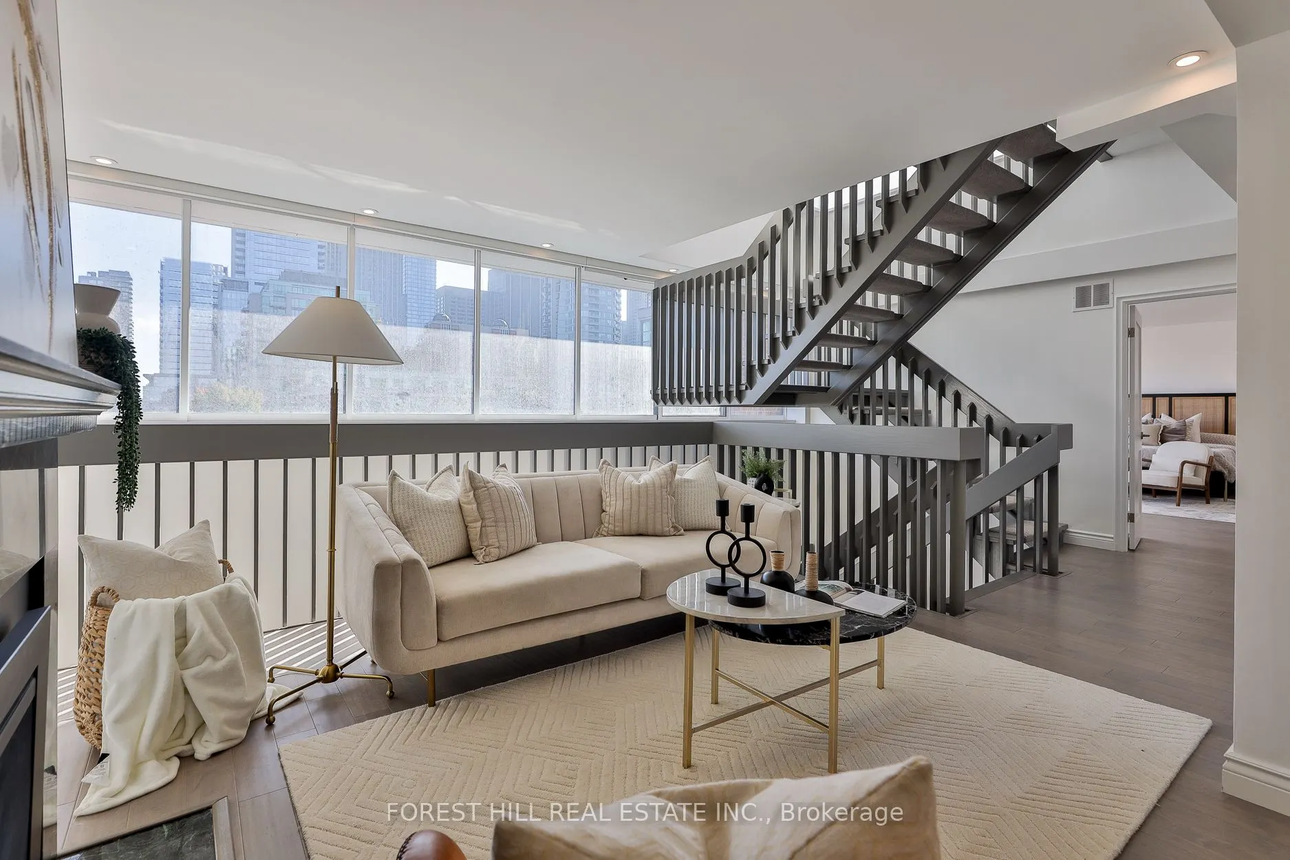 18A Hazelton Avenue, #603