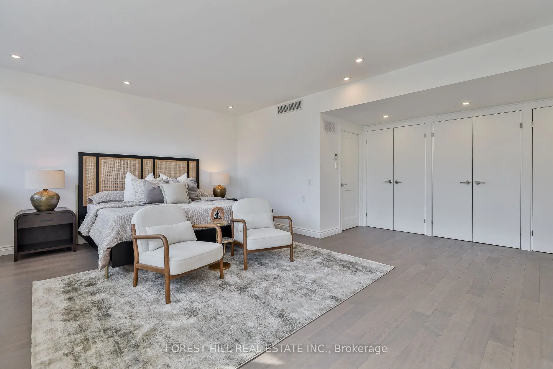 18A Hazelton Avenue, #603