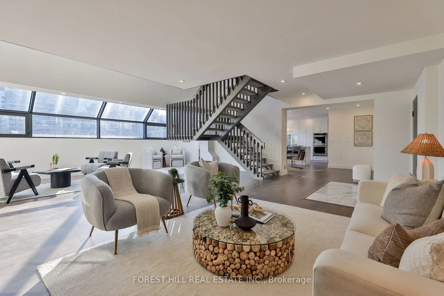 18A Hazelton Avenue, #603