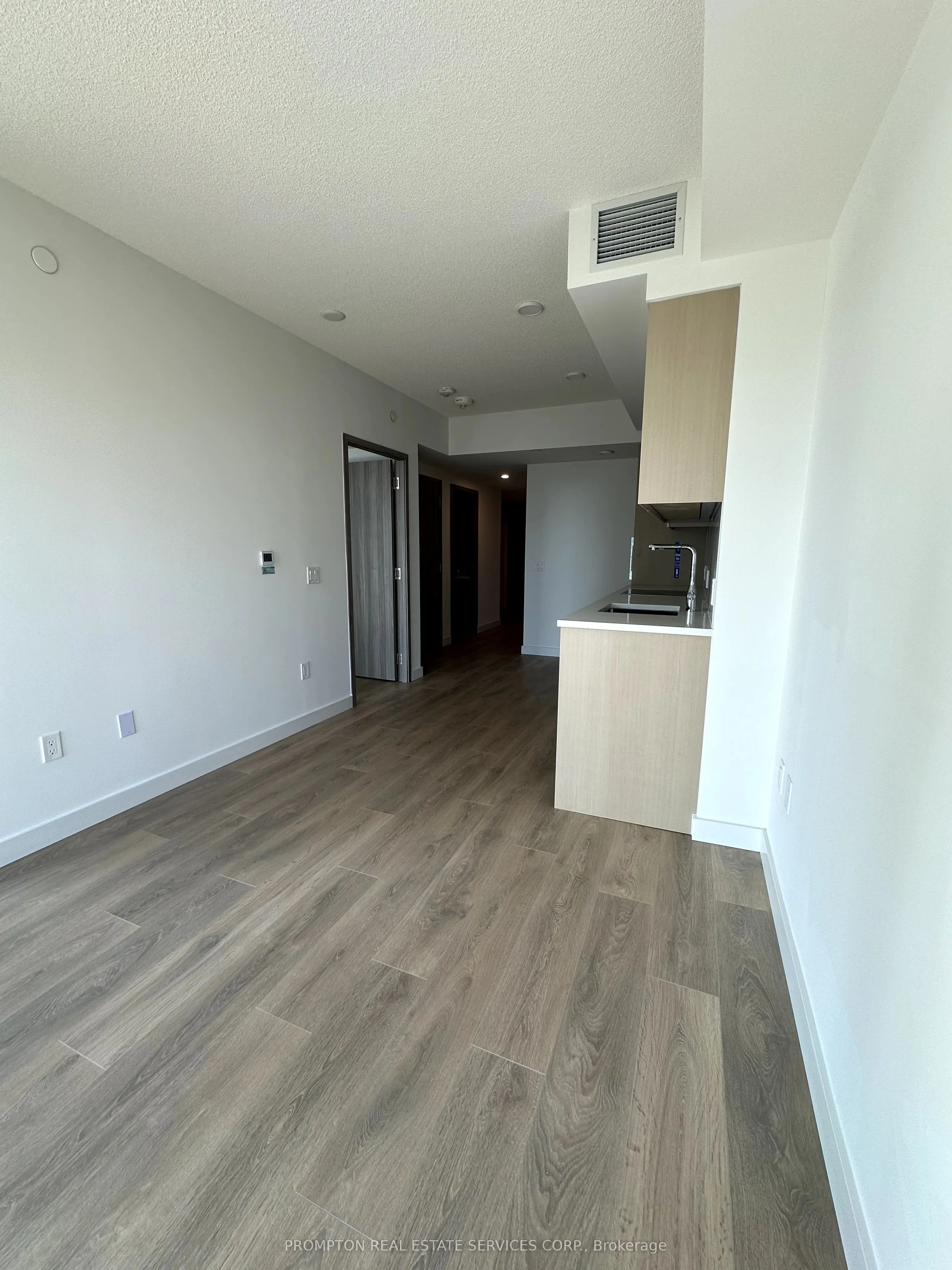 1 Concord Cityplace Way, #2006