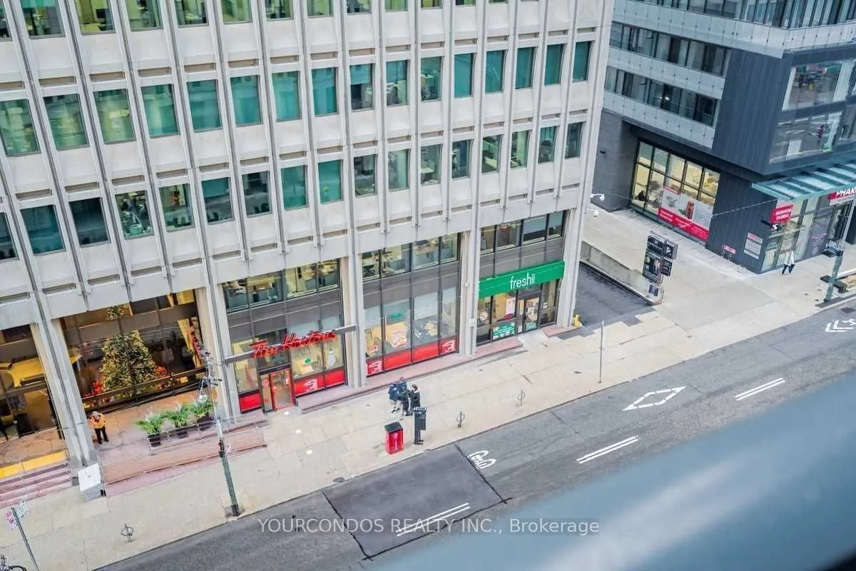 955 Bay Street, #718