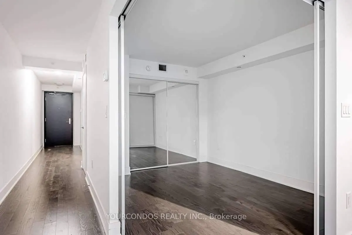 955 Bay Street, #718