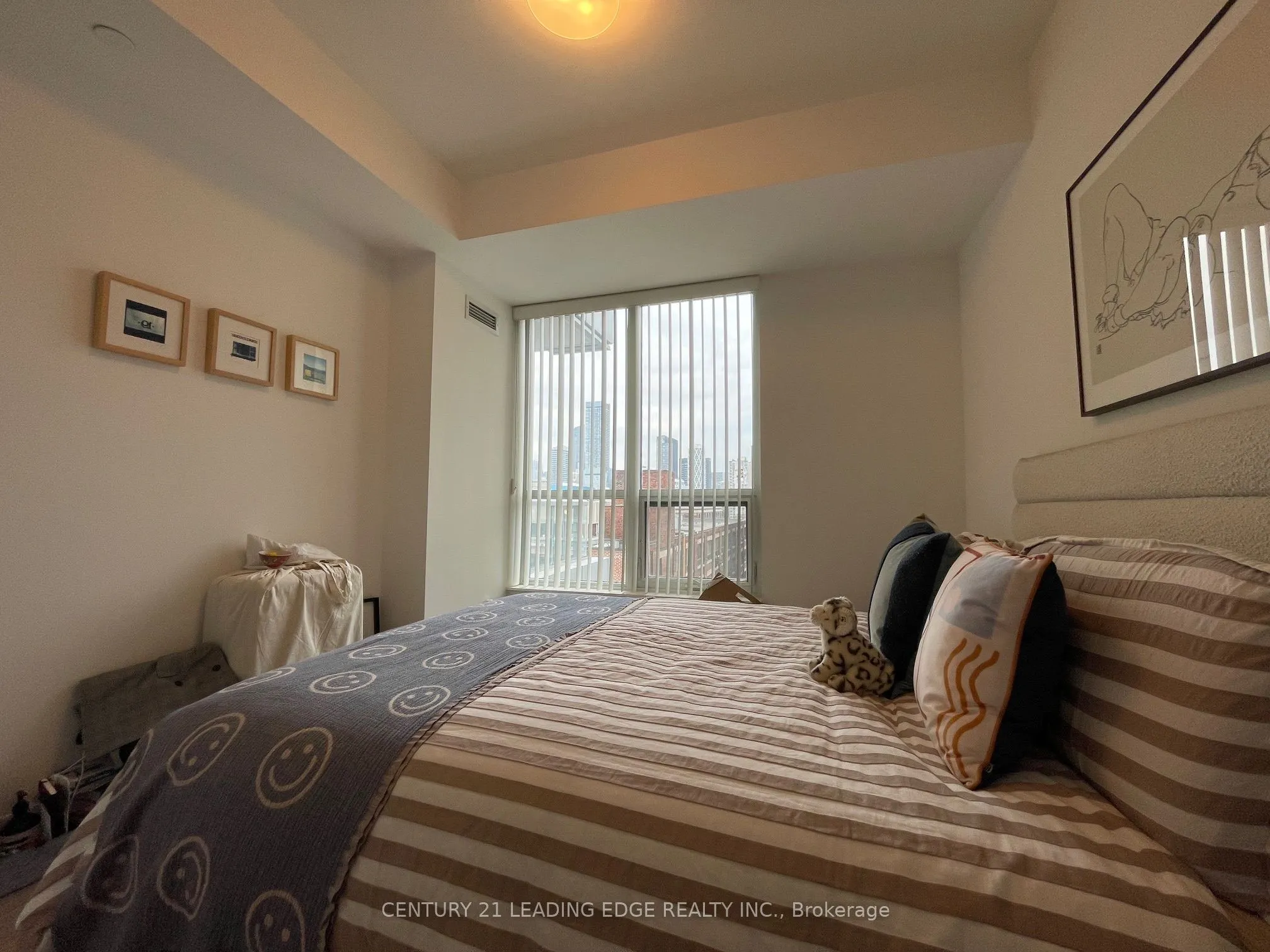 38 Cameron Street, #811