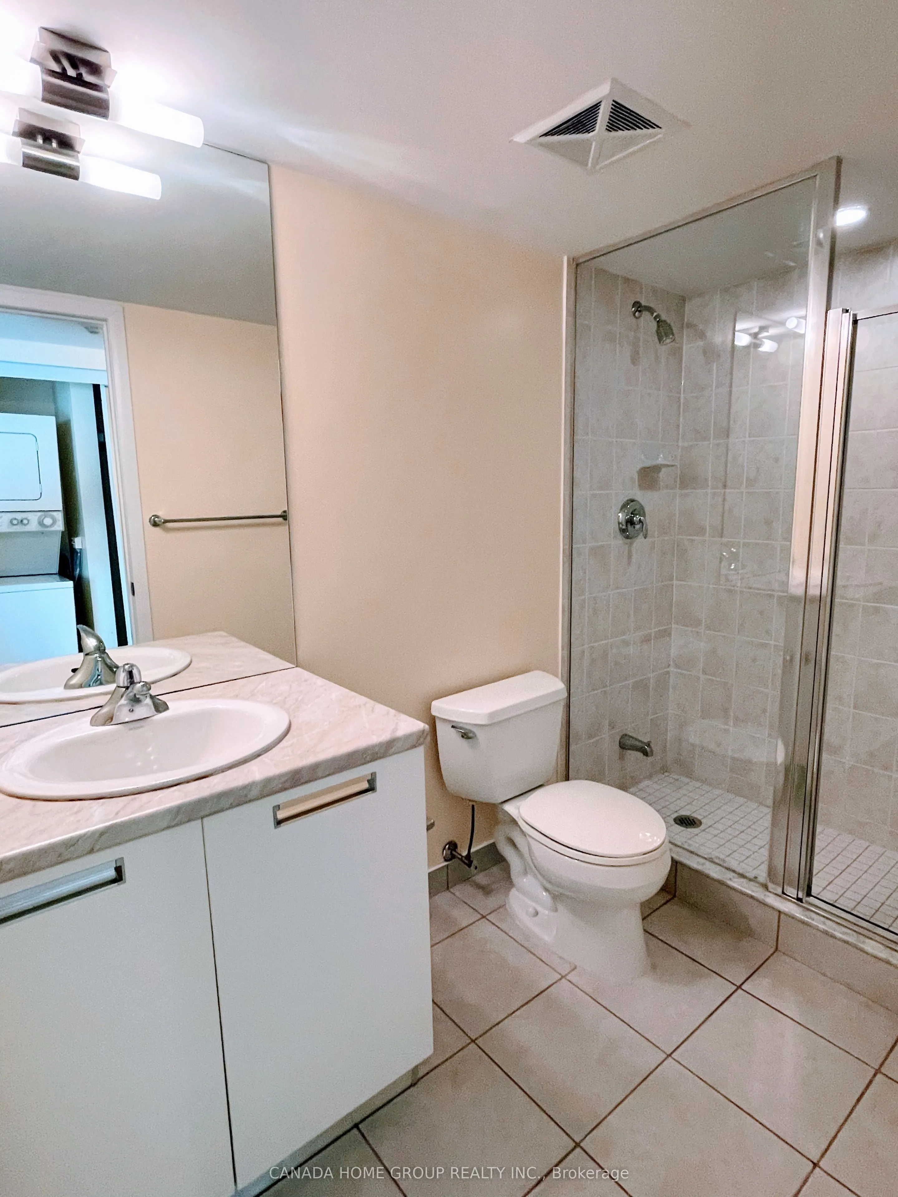 38 Grenville Street, #1507
