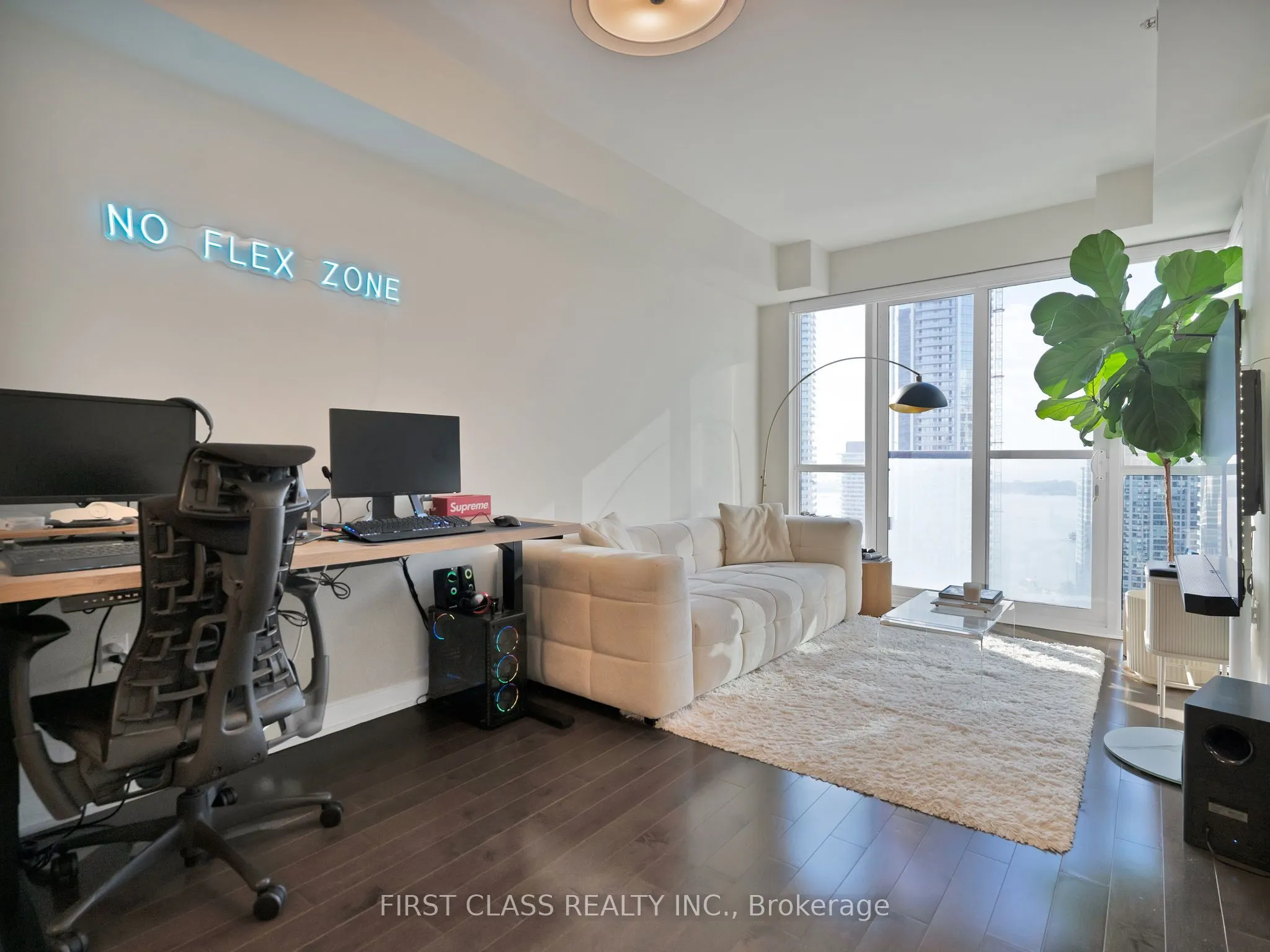 1 The Esplanade Avenue, #3309