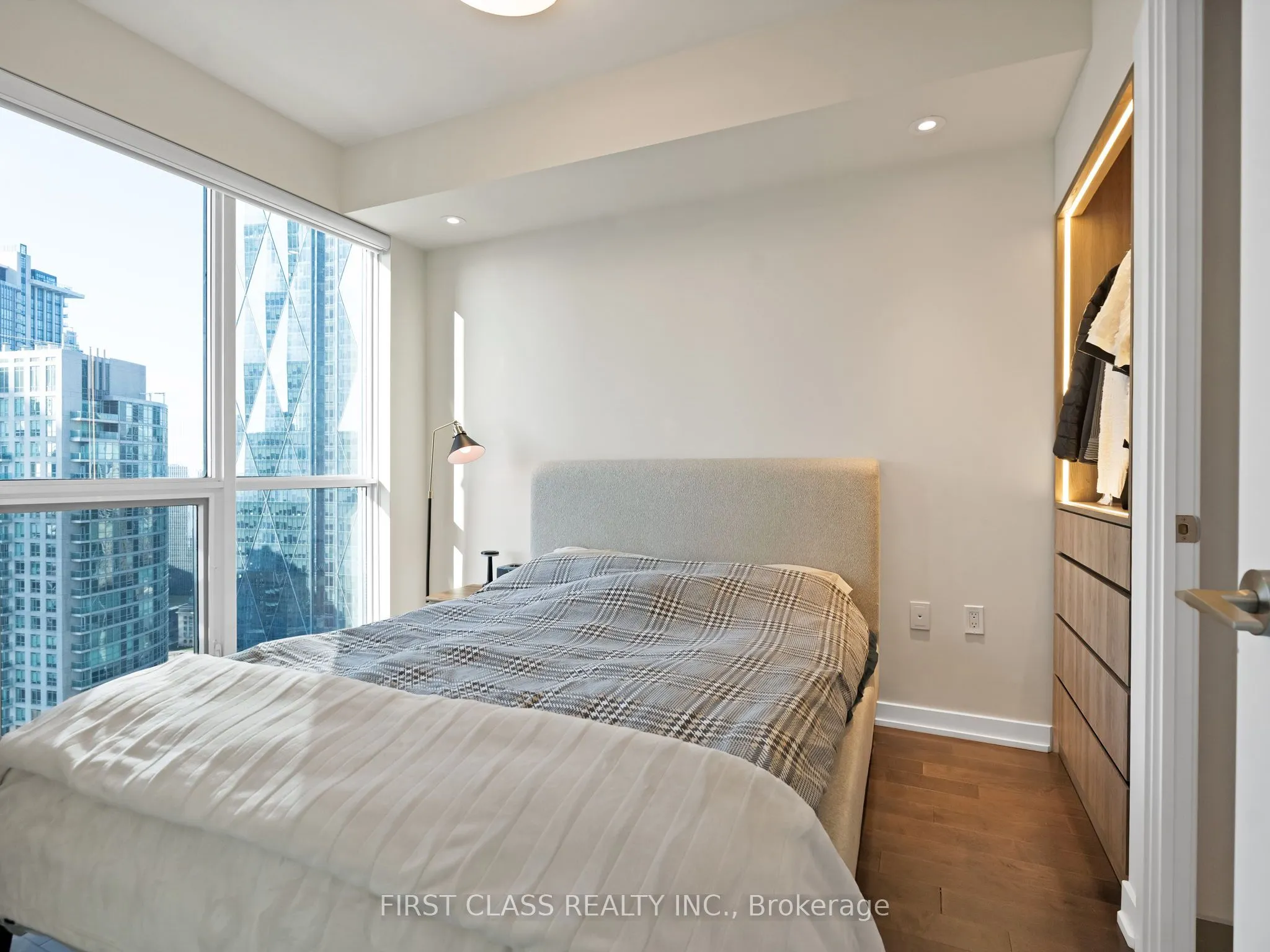 1 The Esplanade Avenue, #3309