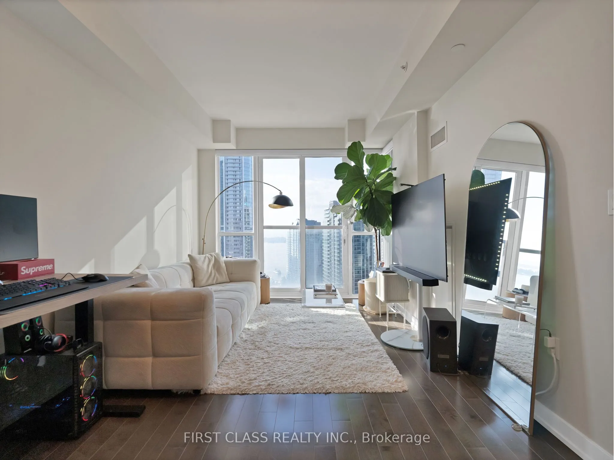 1 The Esplanade Avenue, #3309