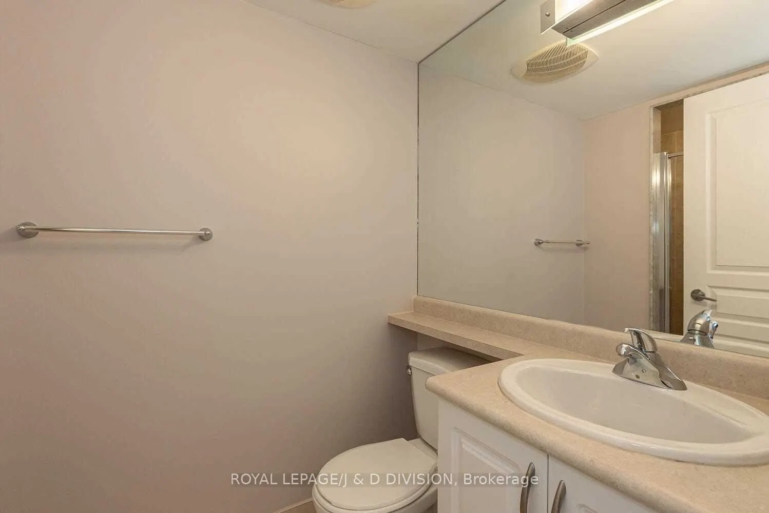 18 Yonge Street, #2409
