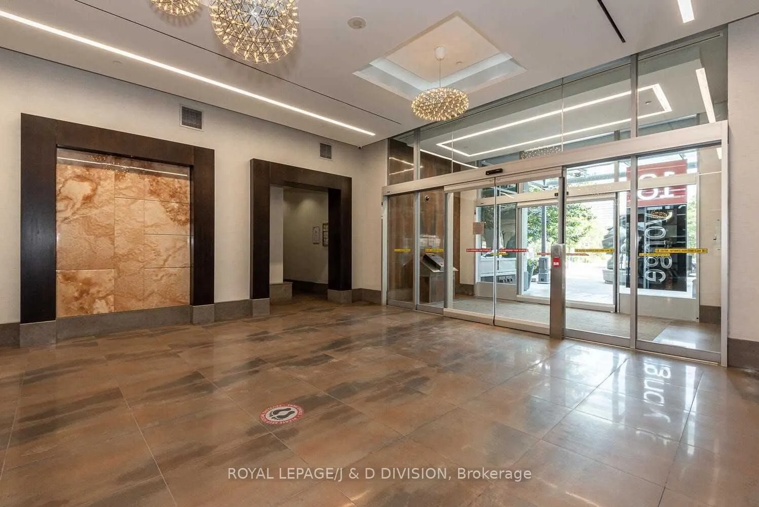 18 Yonge Street, #2409