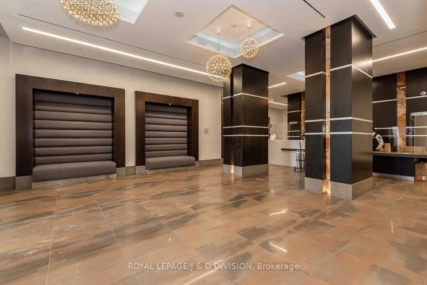 18 Yonge Street, #2409