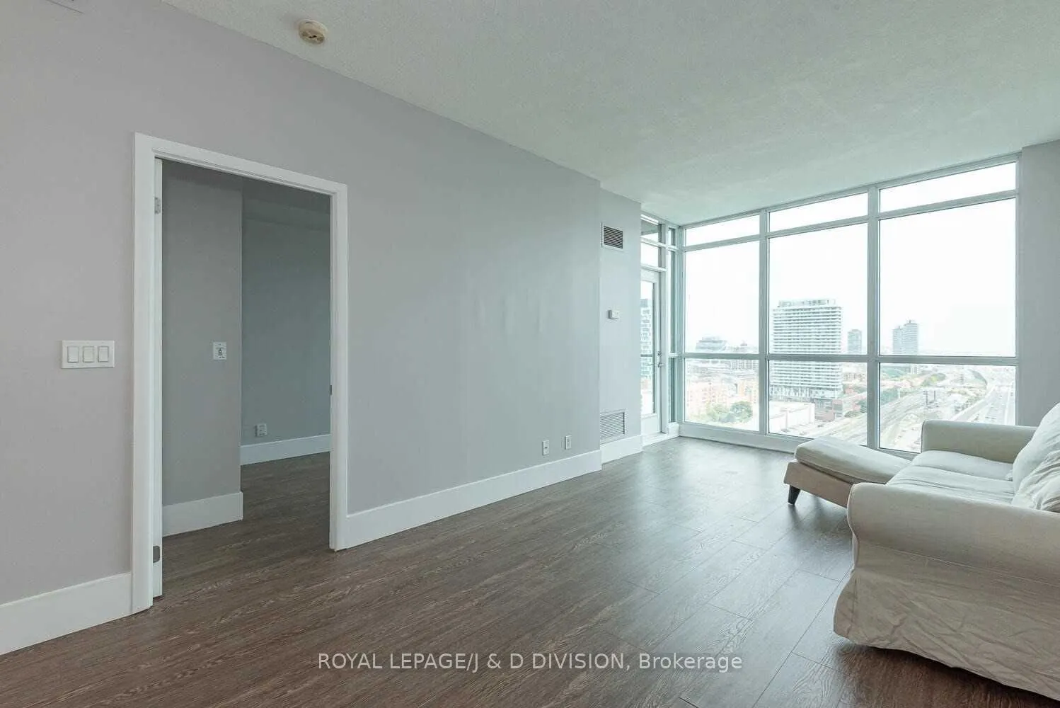 18 Yonge Street, #2409