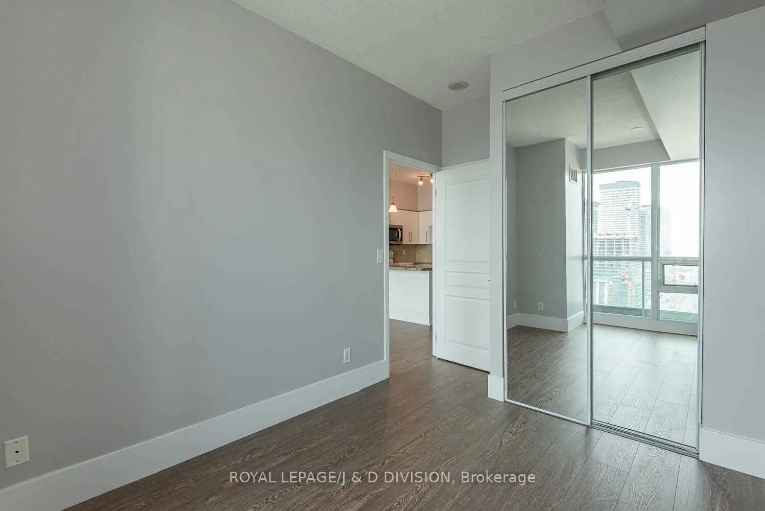 18 Yonge Street, #2409