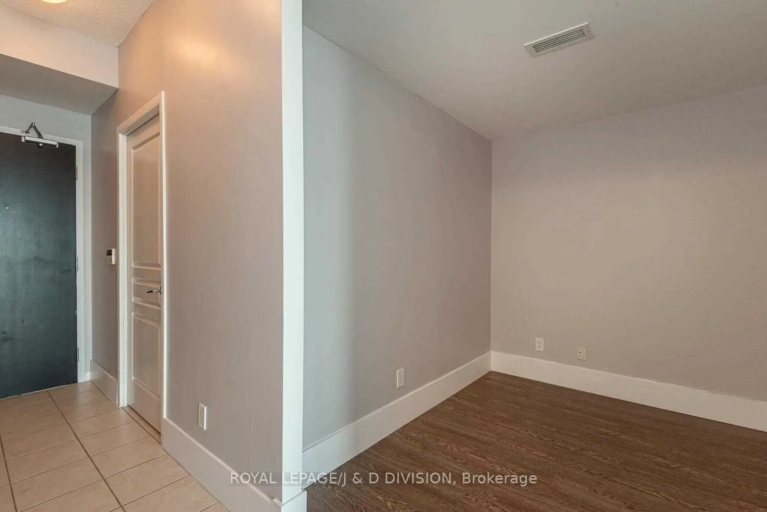 18 Yonge Street, #2409