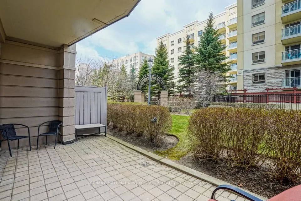 8 Rean Drive, #103