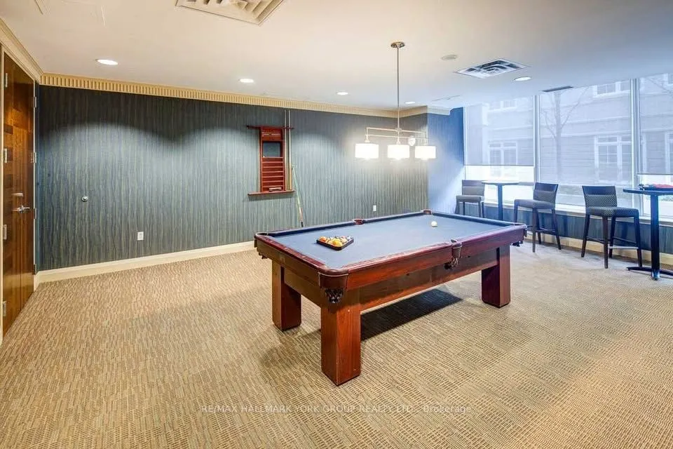 8 Rean Drive, #103