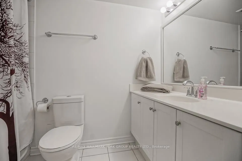 8 Rean Drive, #103
