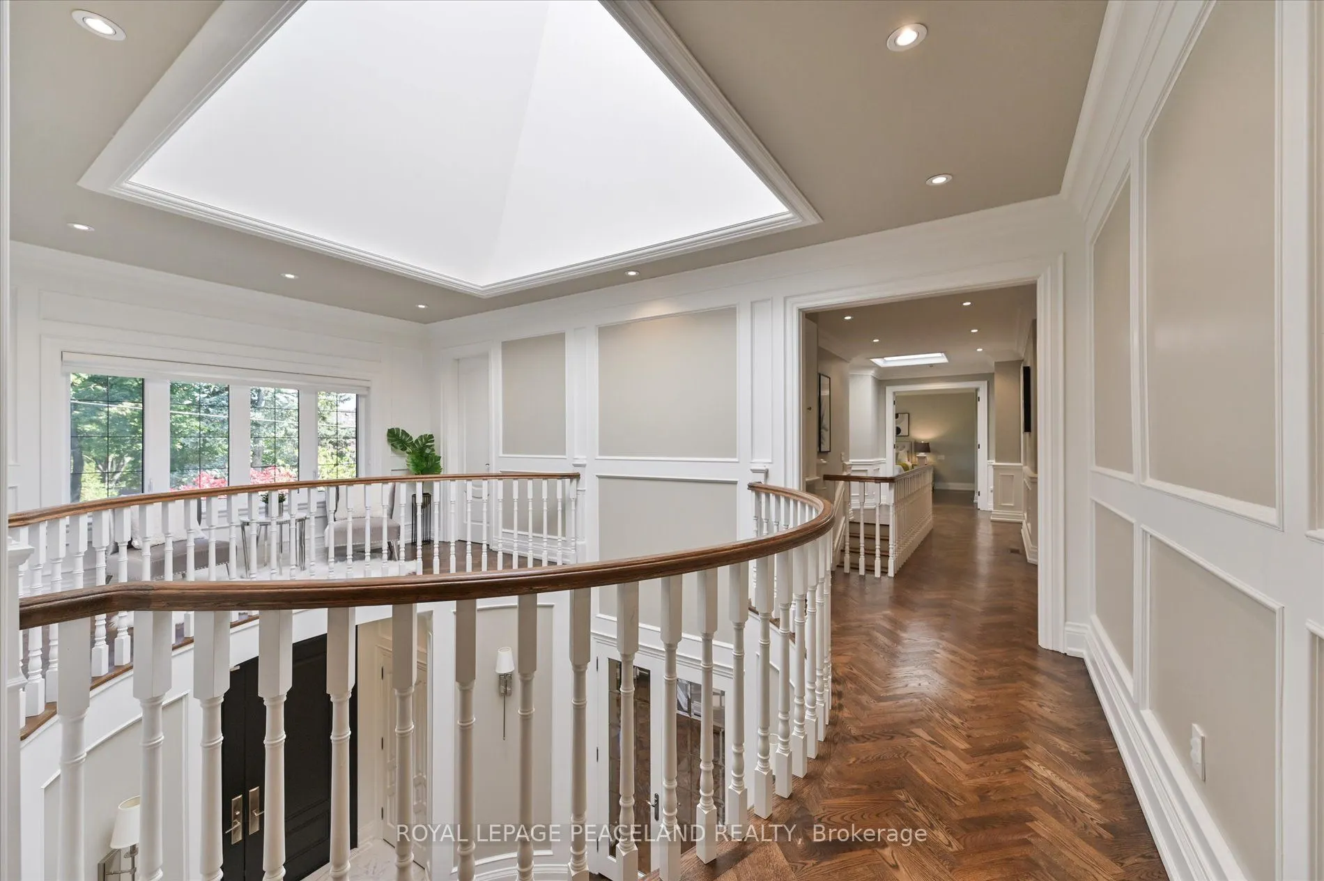 2 Flaremore Crescent