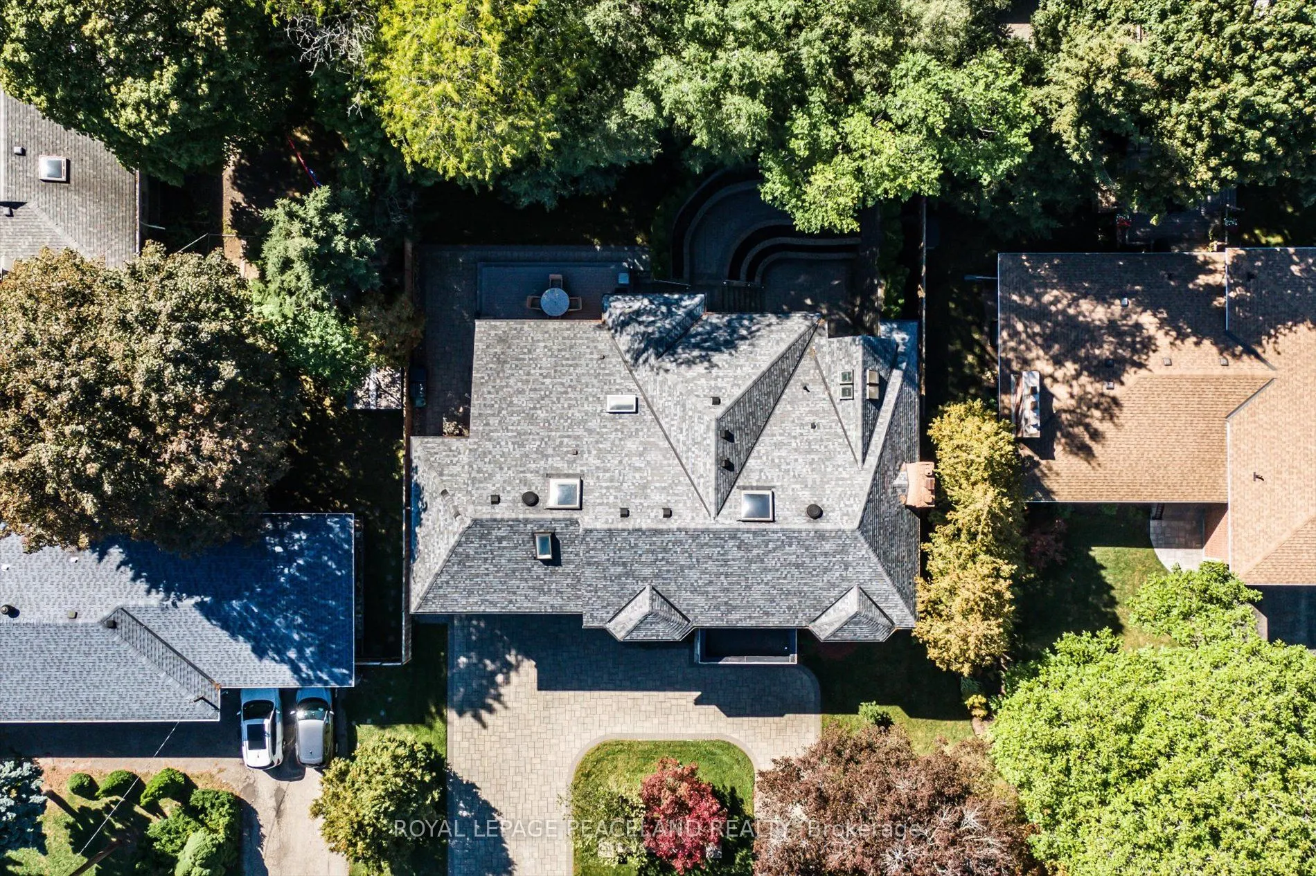 2 Flaremore Crescent