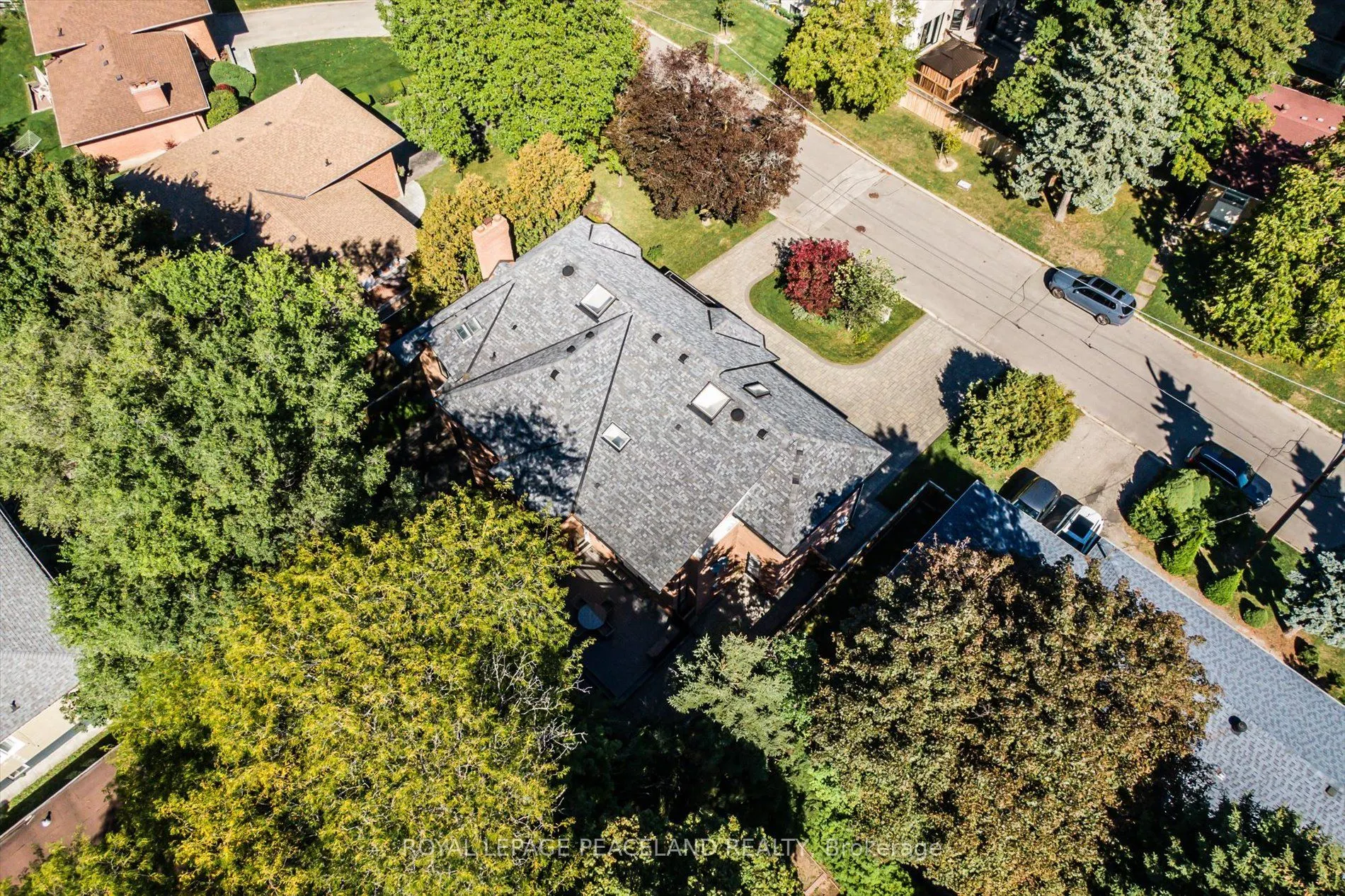 2 Flaremore Crescent