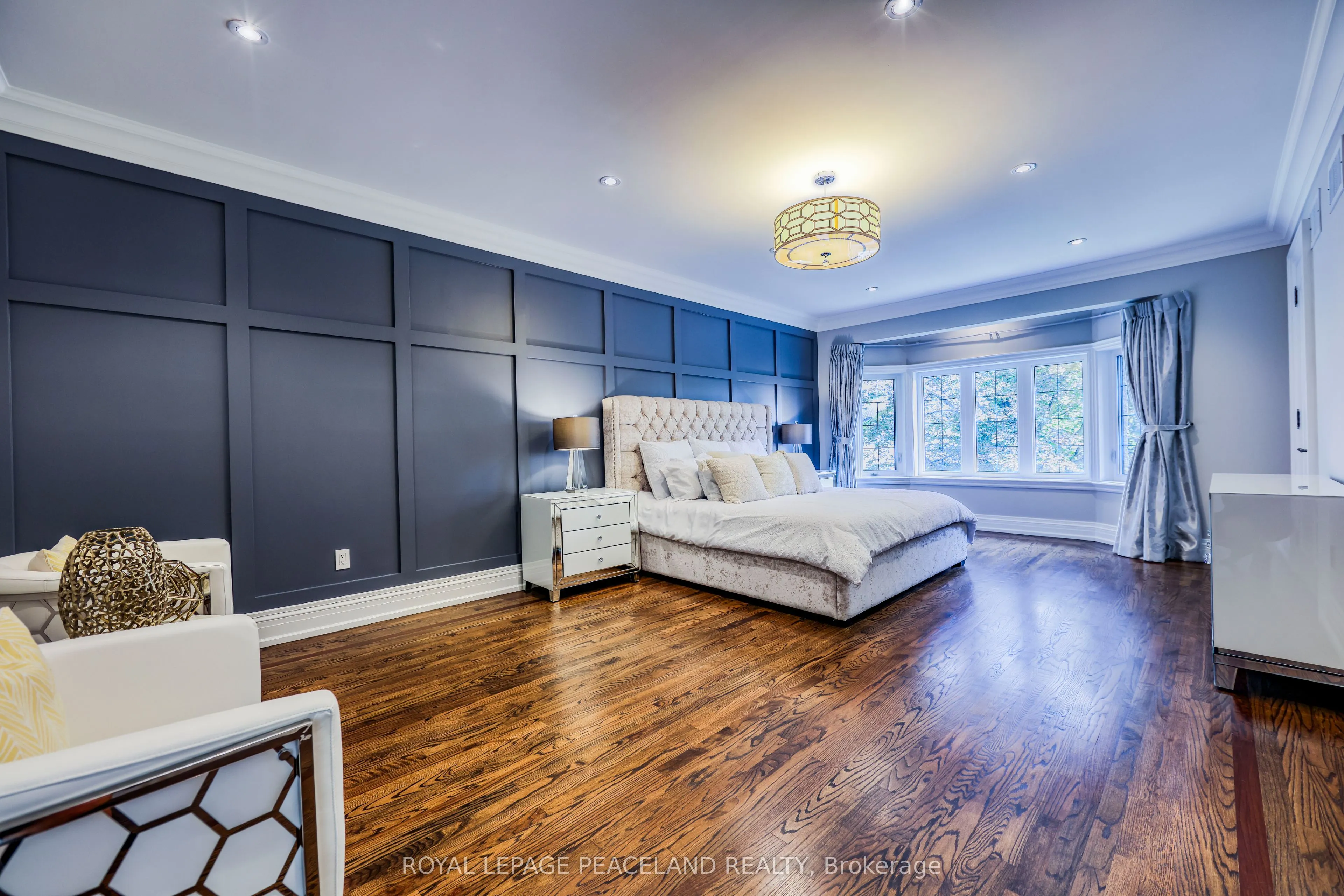2 Flaremore Crescent