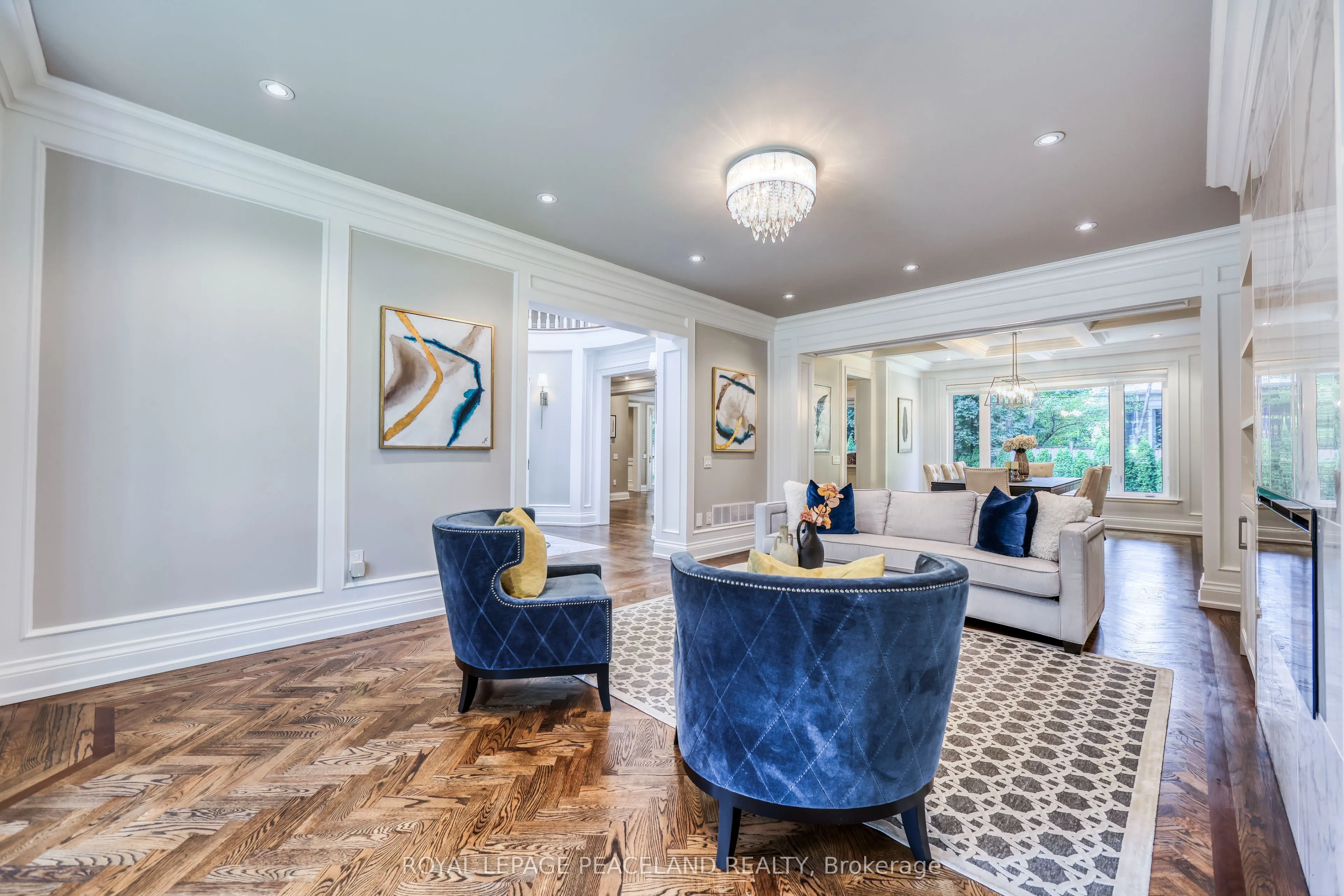 2 Flaremore Crescent