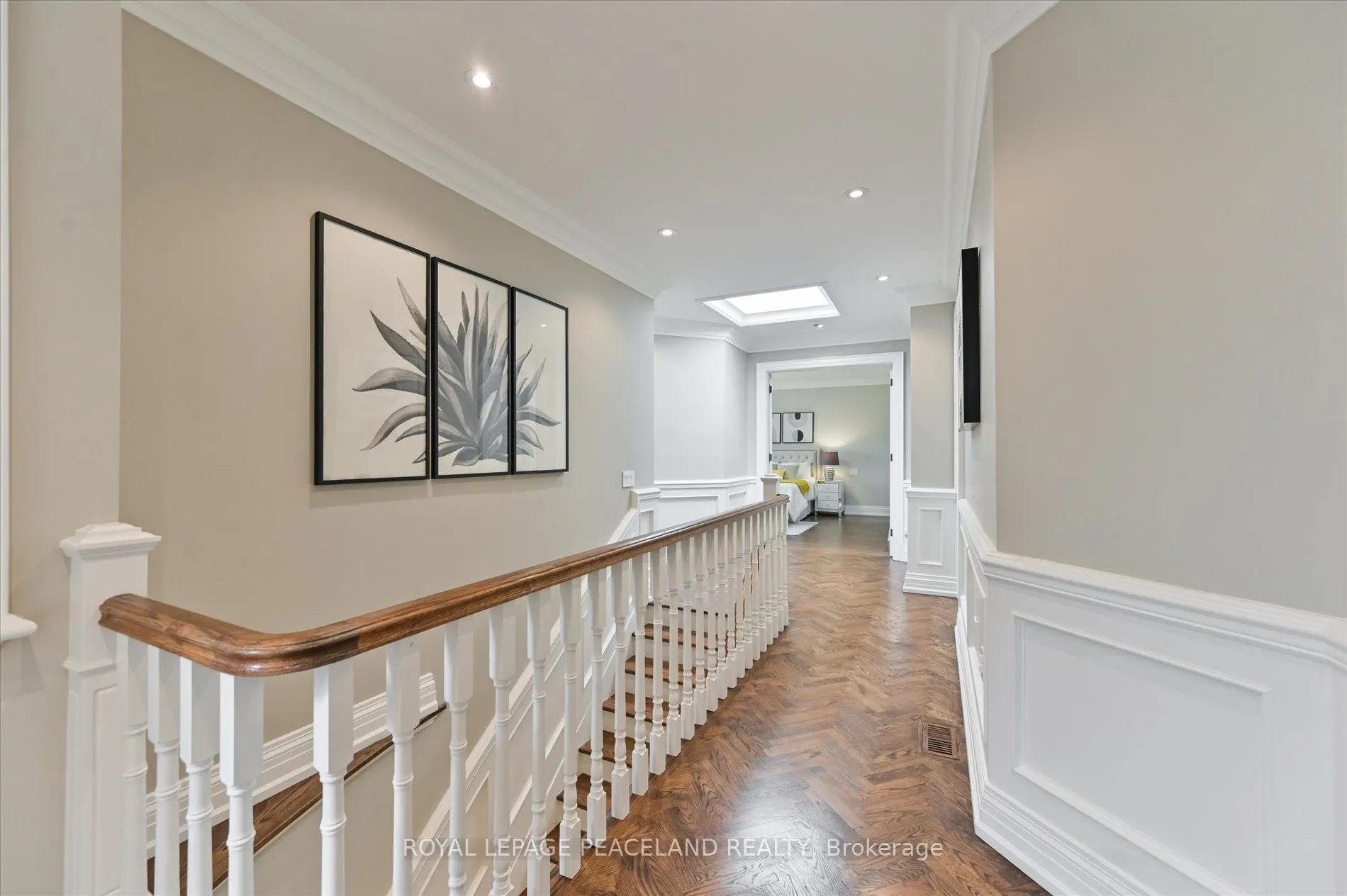 2 Flaremore Crescent