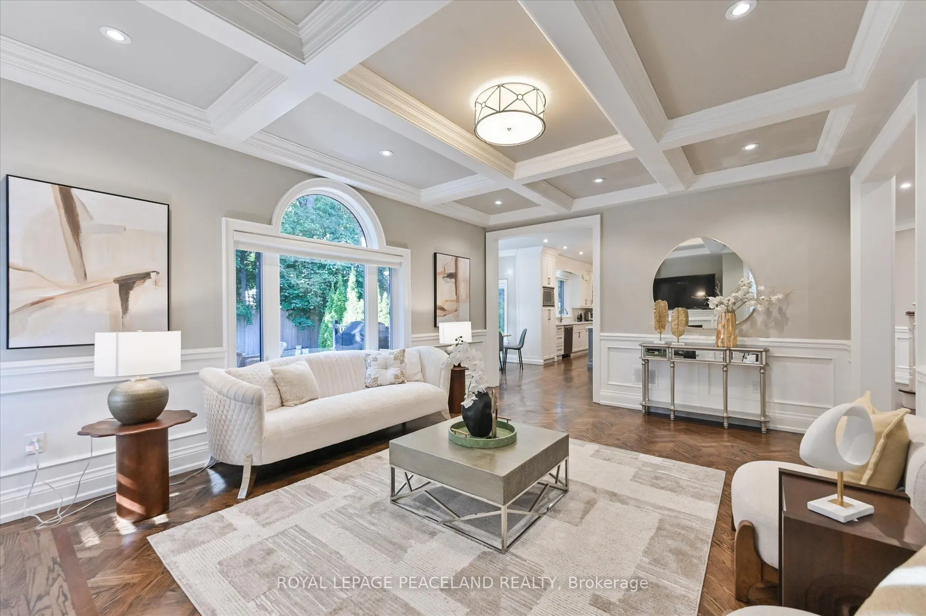 2 Flaremore Crescent
