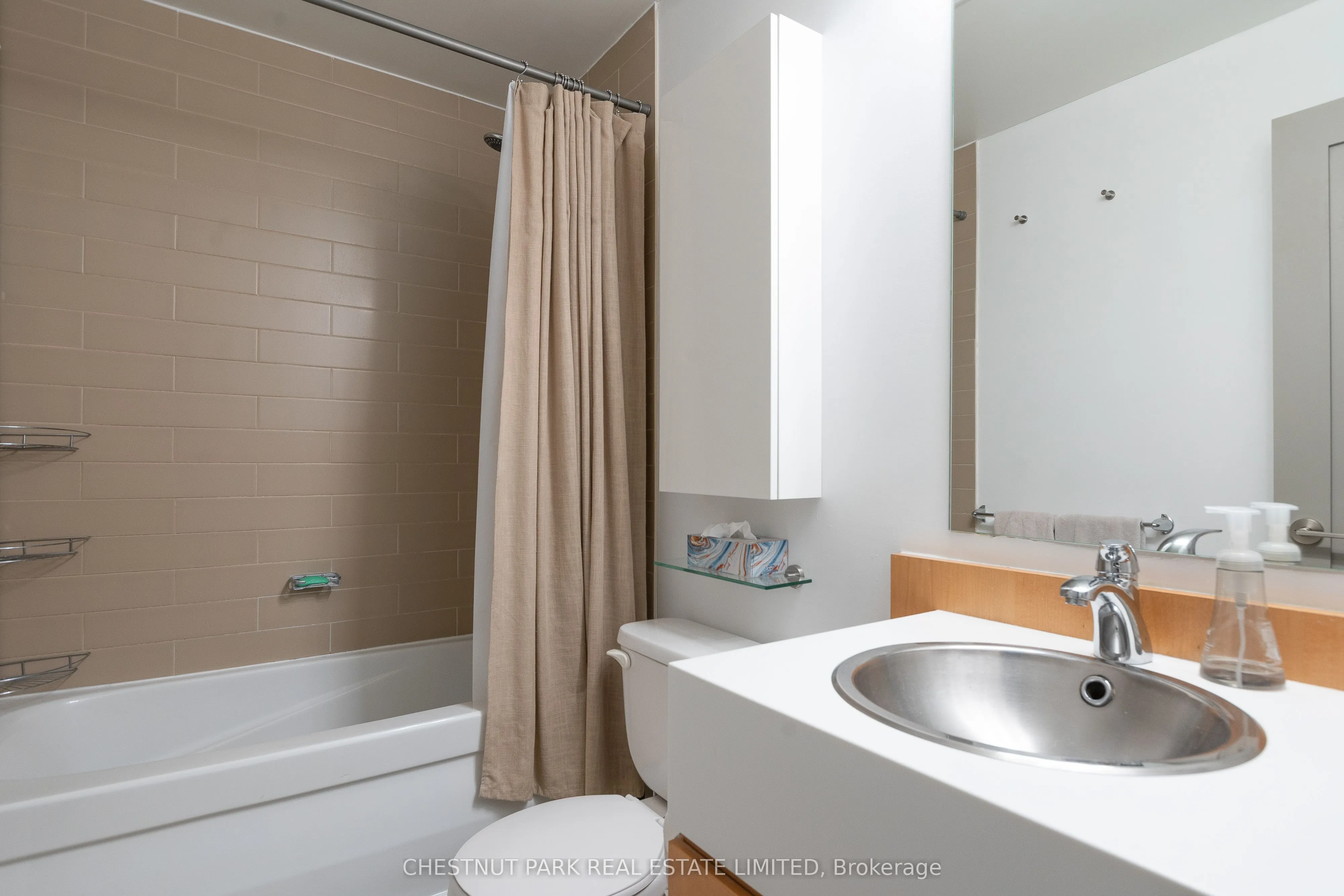 3 Navy Wharf Court, #2902