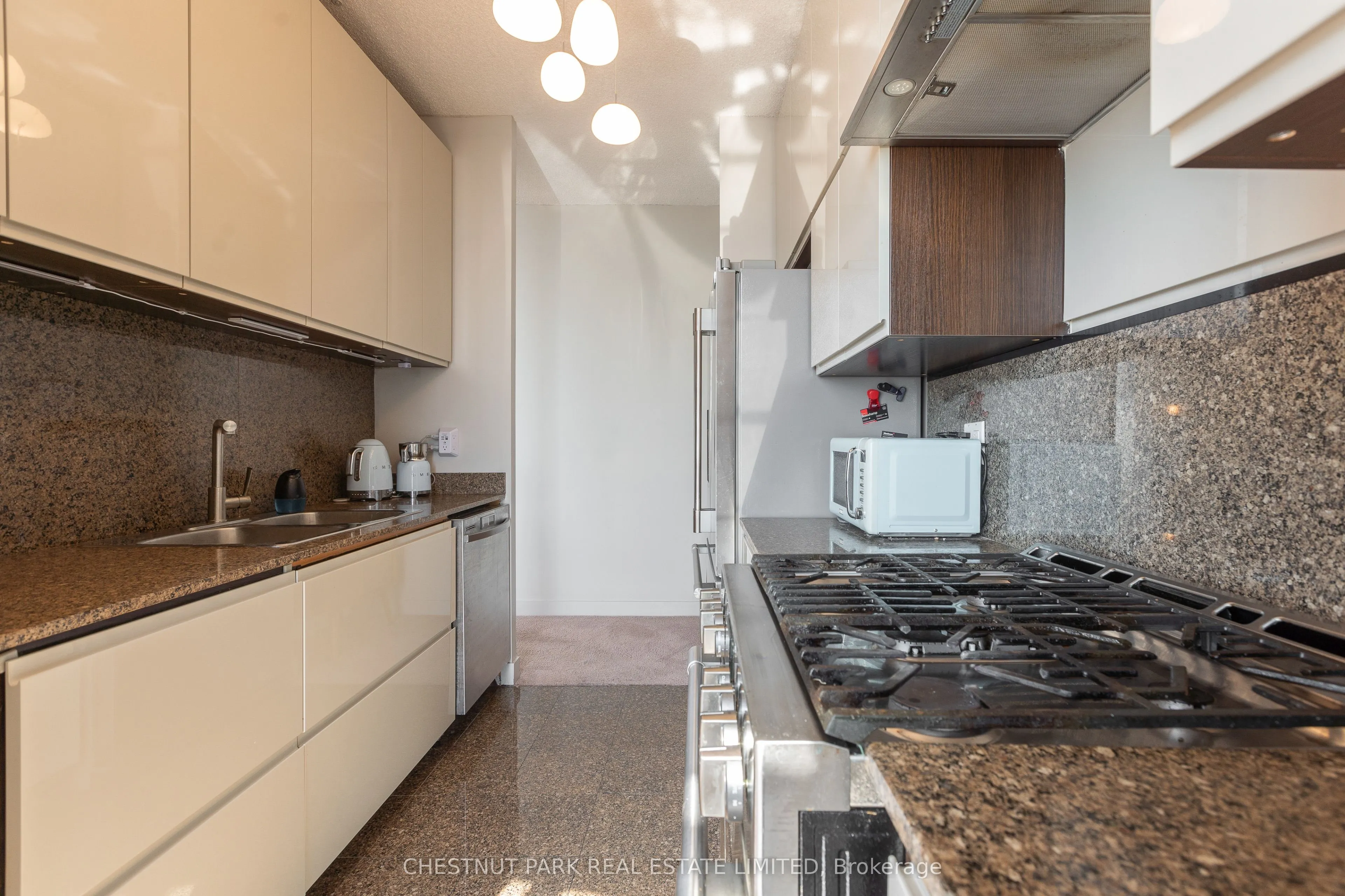 3 Navy Wharf Court, #2902