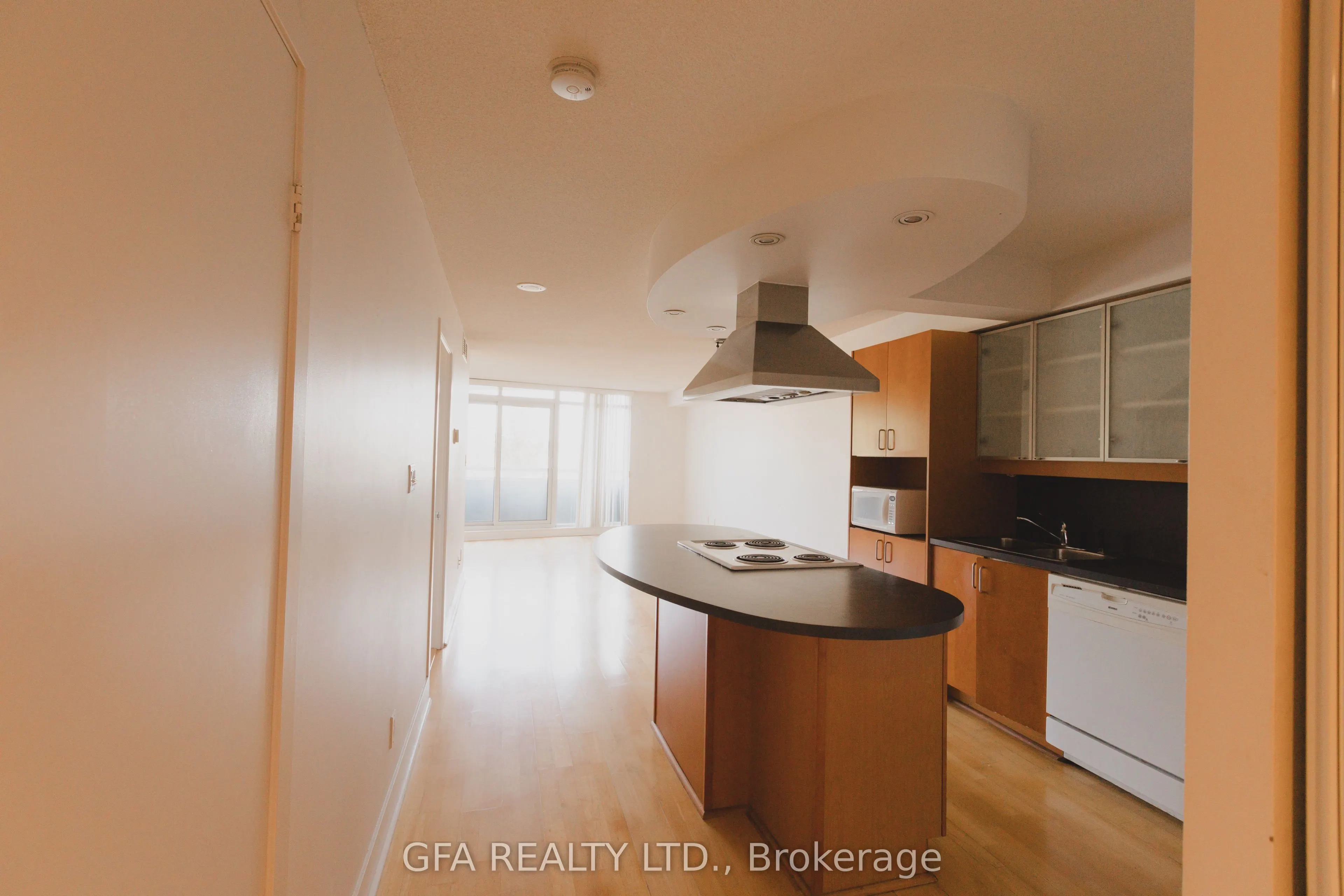 550 Queens Quay W, #318