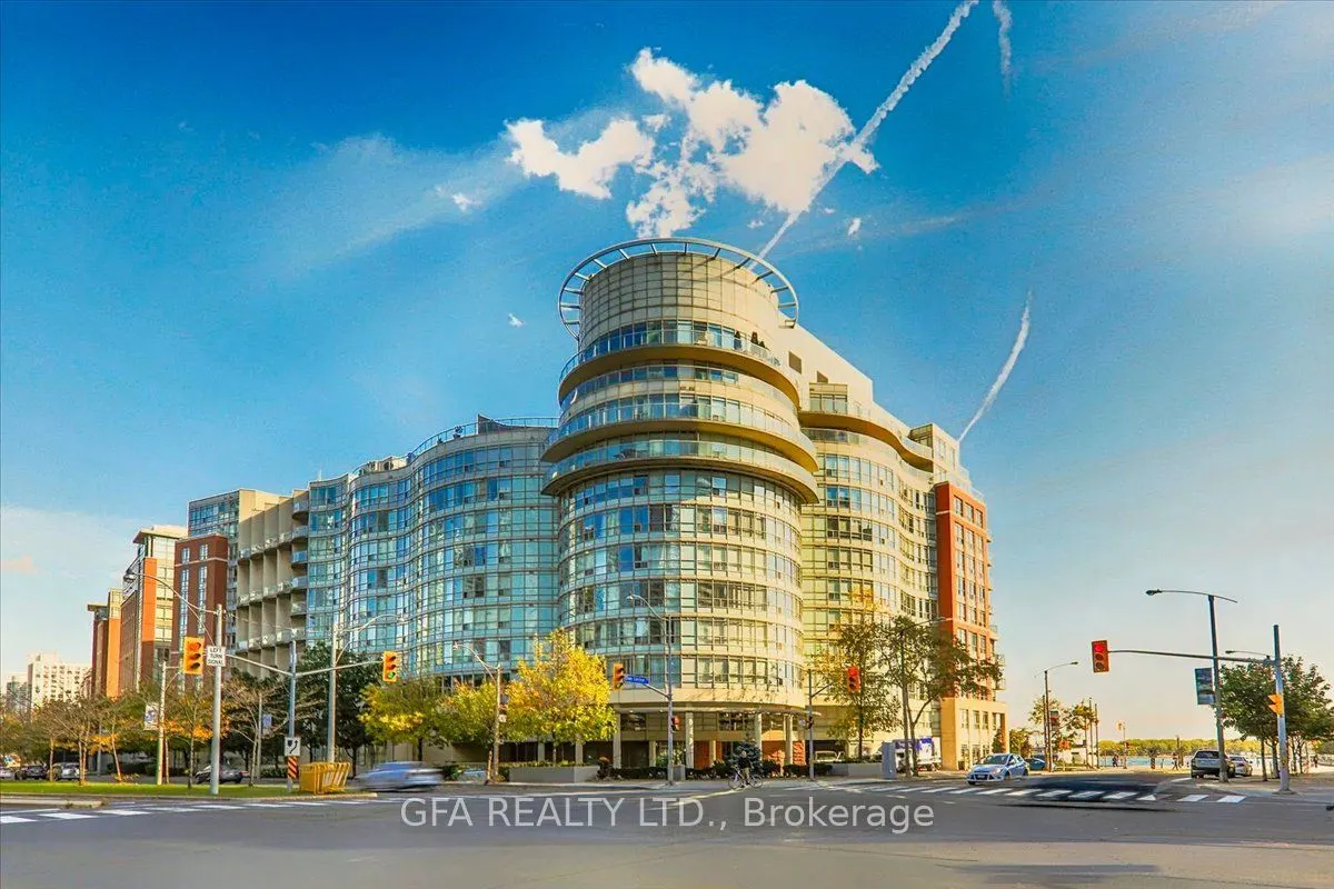 550 Queens Quay W, #318