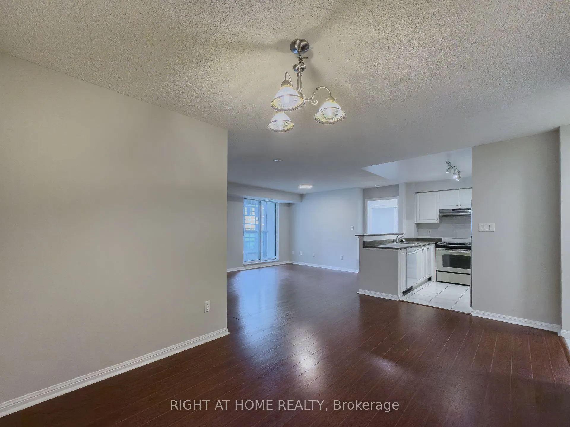 23 Lorraine Drive, #801