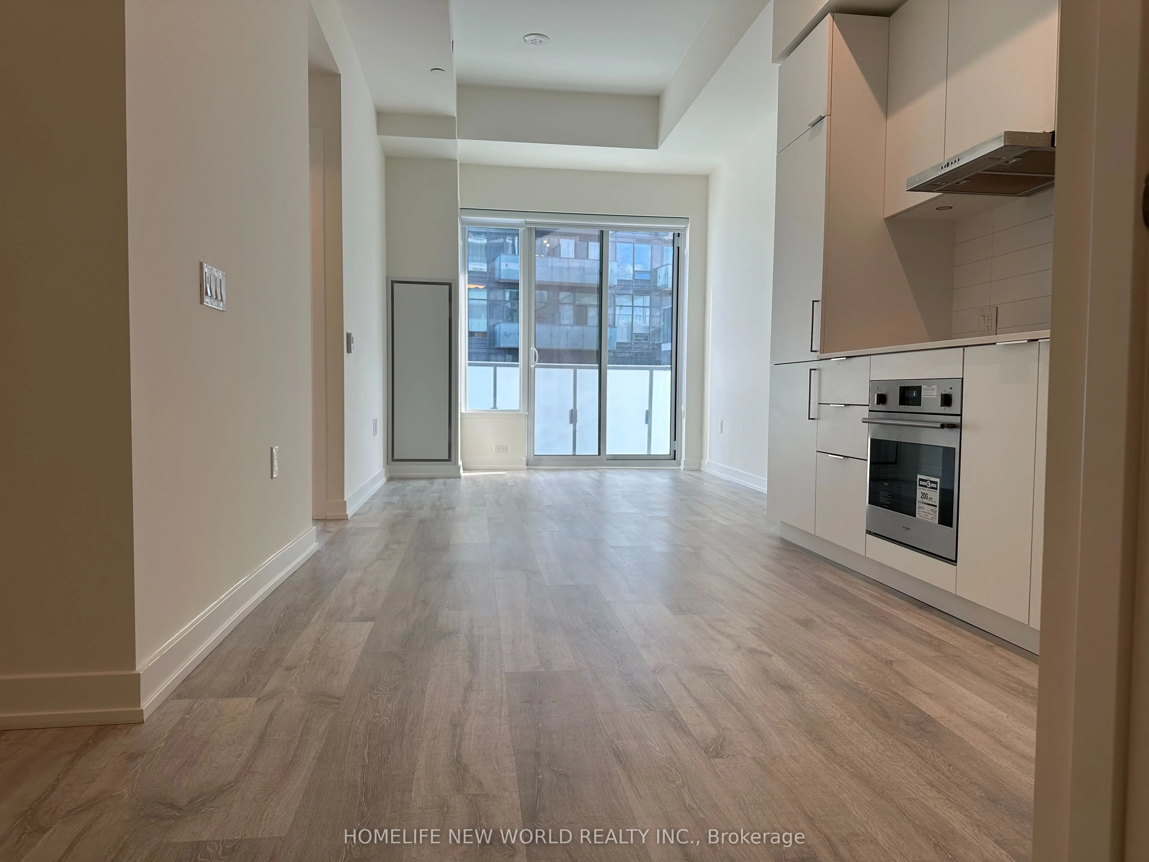7 Golden Lion Heights, #N825